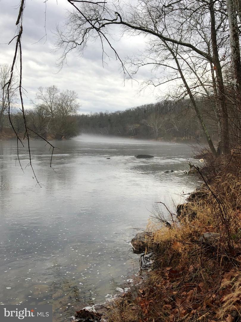 5532 PAGE VALLEY RD, LURAY, Virginia 22835, 3 Bedrooms Bedrooms, 5 Rooms Rooms,2 BathroomsBathrooms,Residential,For sale,5532 PAGE VALLEY RD,VAPA2005534 MLS # VAPA2005534 5532 PAGE VALLEY RD, LURAY, Virginia 22835, 3 Bedrooms Bedrooms, 5 Rooms Rooms,2 BathroomsBathrooms,Residential,For sale,5532 PAGE VALLEY RD,VAPA2005534 MLS # VAPA2005534