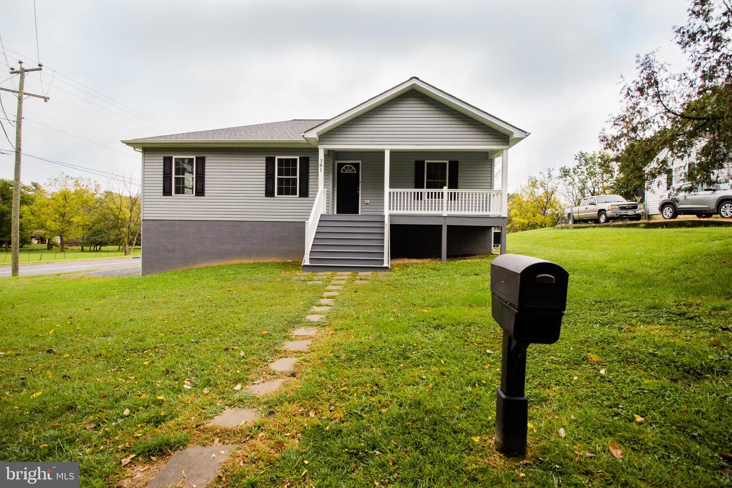 301 S CHURCH ST, WOODSTOCK, Virginia 22664, 3 Bedrooms Bedrooms, ,3 BathroomsBathrooms,Residential,For sale,301 S CHURCH ST,VASH2012846 MLS # VASH2012846 301 S CHURCH ST, WOODSTOCK, Virginia 22664, 3 Bedrooms Bedrooms, ,3 BathroomsBathrooms,Residential,For sale,301 S CHURCH ST,VASH2012846 MLS # VASH2012846
