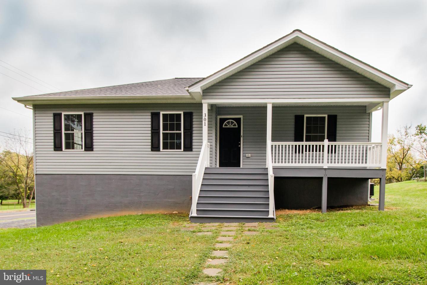 301 S CHURCH ST, WOODSTOCK, Virginia 22664, 3 Bedrooms Bedrooms, ,3 BathroomsBathrooms,Residential,For sale,301 S CHURCH ST,VASH2012846 MLS # VASH2012846 301 S CHURCH ST, WOODSTOCK, Virginia 22664, 3 Bedrooms Bedrooms, ,3 BathroomsBathrooms,Residential,For sale,301 S CHURCH ST,VASH2012846 MLS # VASH2012846