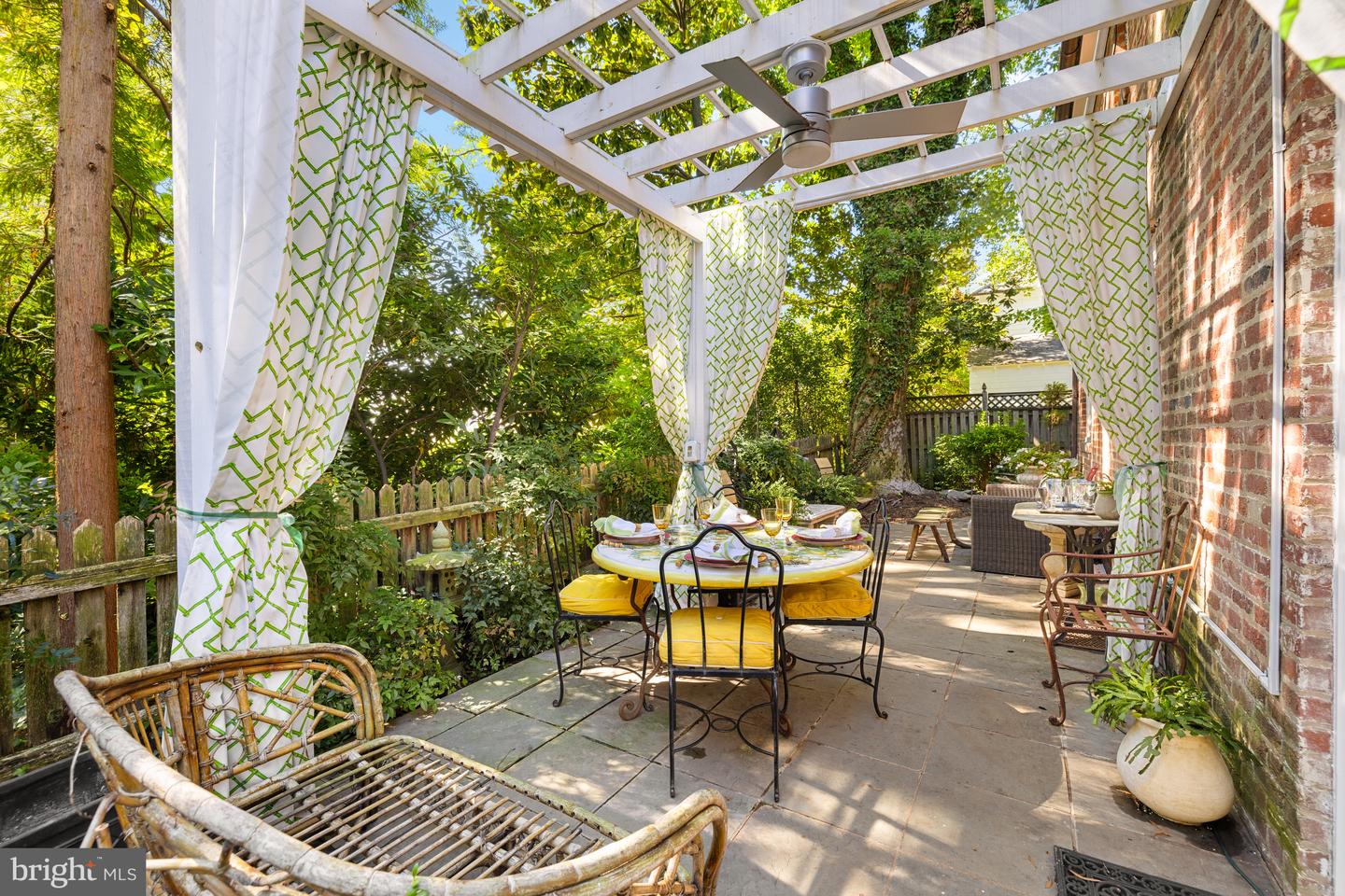 4438 LOWELL ST NW, WASHINGTON, District Of Columbia 20016, 3 Bedrooms Bedrooms, ,3 BathroomsBathrooms,Residential,For sale,4438 LOWELL ST NW,DCDC2228524 MLS # DCDC2228524 4438 LOWELL ST NW, WASHINGTON, District Of Columbia 20016, 3 Bedrooms Bedrooms, ,3 BathroomsBathrooms,Residential,For sale,4438 LOWELL ST NW,DCDC2228524 MLS # DCDC2228524