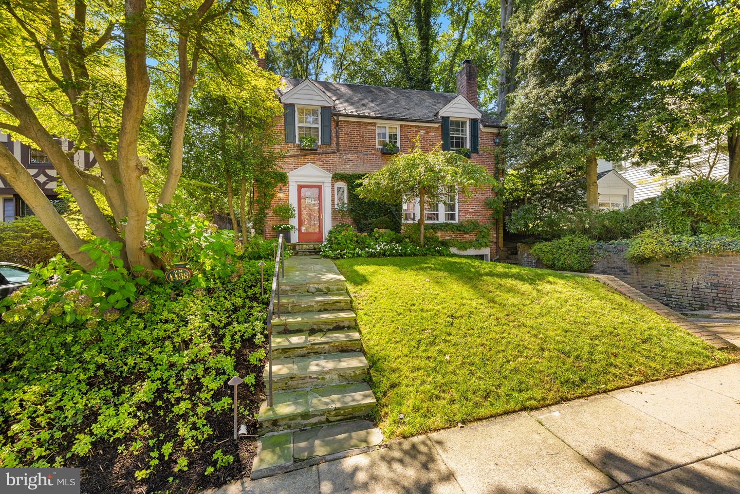 4438 LOWELL ST NW, WASHINGTON, District Of Columbia 20016, 3 Bedrooms Bedrooms, ,3 BathroomsBathrooms,Residential,For sale,4438 LOWELL ST NW,DCDC2228524 MLS # DCDC2228524 4438 LOWELL ST NW, WASHINGTON, District Of Columbia 20016, 3 Bedrooms Bedrooms, ,3 BathroomsBathrooms,Residential,For sale,4438 LOWELL ST NW,DCDC2228524 MLS # DCDC2228524