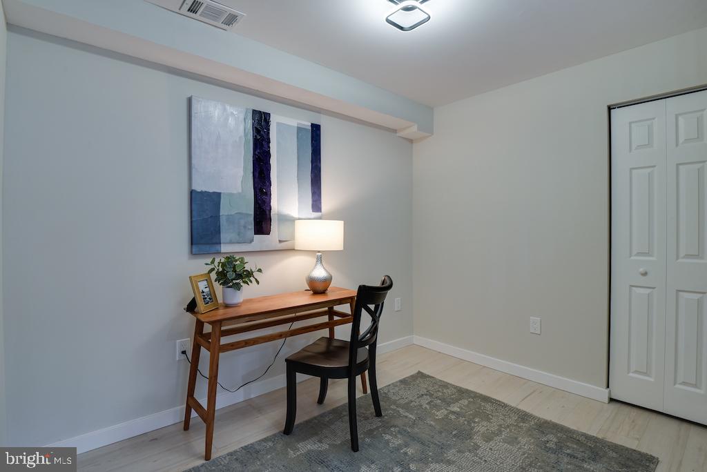 8426 WOODLAWN ST, ALEXANDRIA, Virginia 22309, 3 Bedrooms Bedrooms, ,2 BathroomsBathrooms,Residential,For sale,8426 WOODLAWN ST,VAFX2275924 MLS # VAFX2275924 8426 WOODLAWN ST, ALEXANDRIA, Virginia 22309, 3 Bedrooms Bedrooms, ,2 BathroomsBathrooms,Residential,For sale,8426 WOODLAWN ST,VAFX2275924 MLS # VAFX2275924