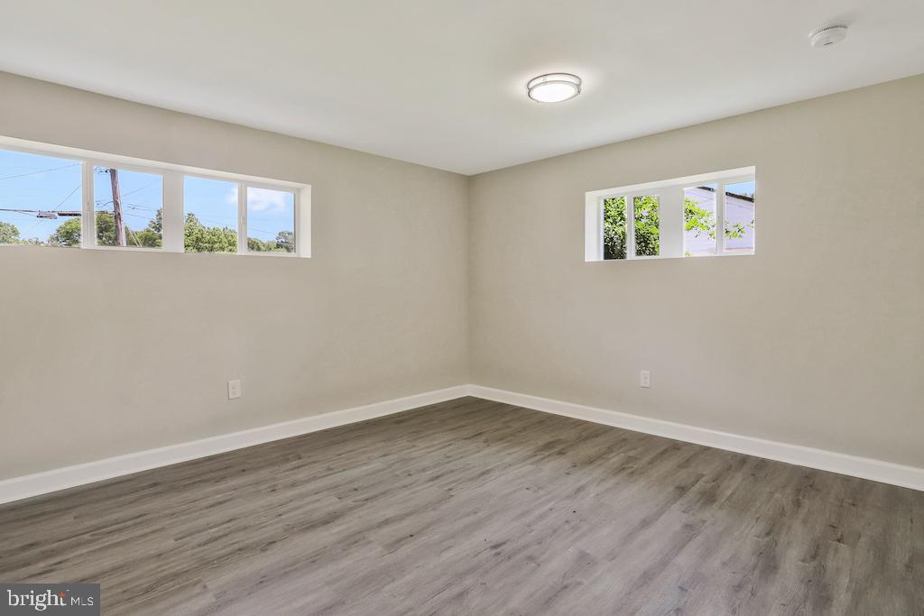 6420 WILLOWOOD LN, ALEXANDRIA, Virginia 22310, 3 Bedrooms Bedrooms, ,2 BathroomsBathrooms,Residential,For sale,6420 WILLOWOOD LN,VAFX2275940 MLS # VAFX2275940 6420 WILLOWOOD LN, ALEXANDRIA, Virginia 22310, 3 Bedrooms Bedrooms, ,2 BathroomsBathrooms,Residential,For sale,6420 WILLOWOOD LN,VAFX2275940 MLS # VAFX2275940