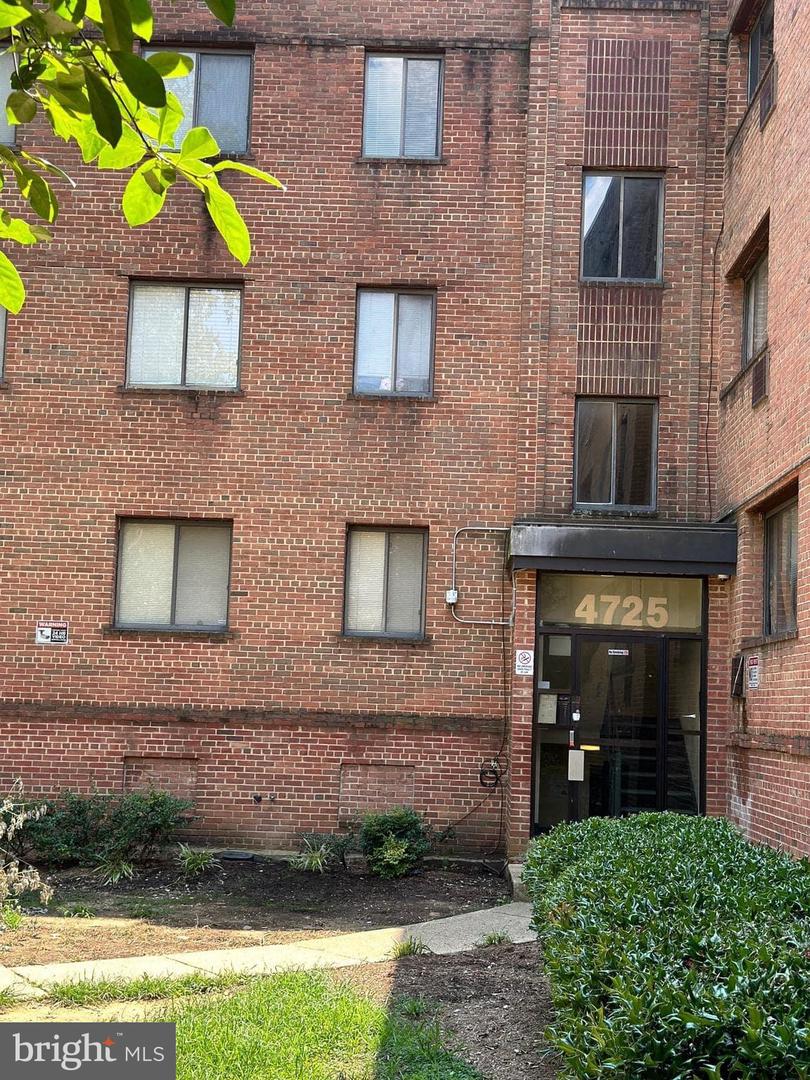 4725 1ST ST SW #303, WASHINGTON, District Of Columbia 20032, 1 Bedroom Bedrooms, 2 Rooms Rooms,1 BathroomBathrooms,Residential,For sale,4725 1ST ST SW #303,DCDC2228590 MLS # DCDC2228590 4725 1ST ST SW #303, WASHINGTON, District Of Columbia 20032, 1 Bedroom Bedrooms, 2 Rooms Rooms,1 BathroomBathrooms,Residential,For sale,4725 1ST ST SW #303,DCDC2228590 MLS # DCDC2228590