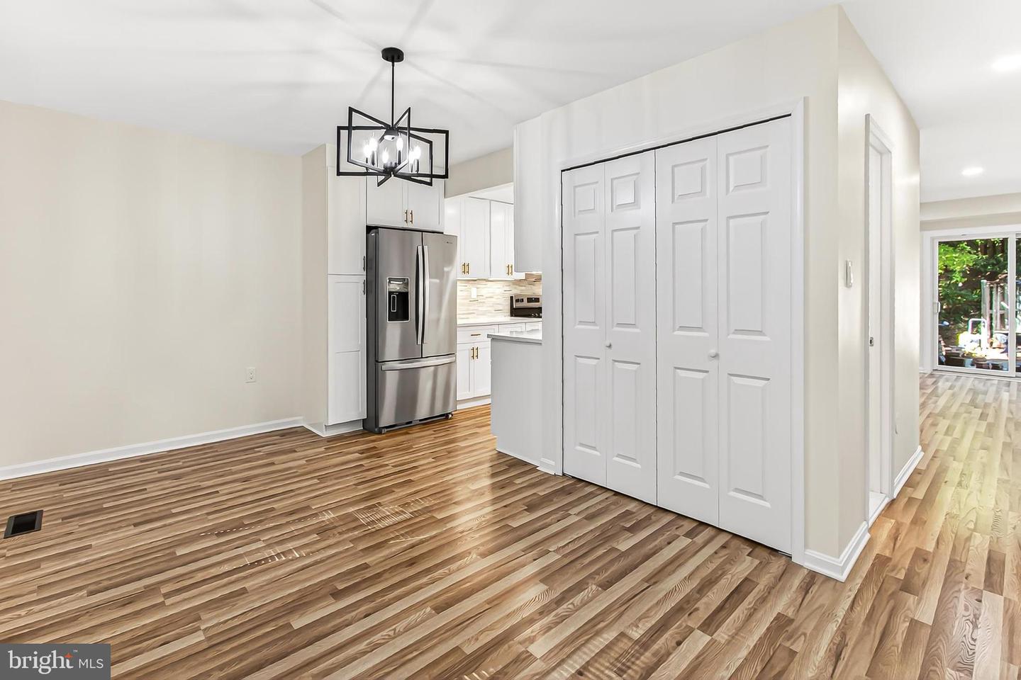 5848 KARA PL, BURKE, Virginia 22015, 3 Bedrooms Bedrooms, ,2 BathroomsBathrooms,Residential,For sale,5848 KARA PL,VAFX2275990 MLS # VAFX2275990 5848 KARA PL, BURKE, Virginia 22015, 3 Bedrooms Bedrooms, ,2 BathroomsBathrooms,Residential,For sale,5848 KARA PL,VAFX2275990 MLS # VAFX2275990