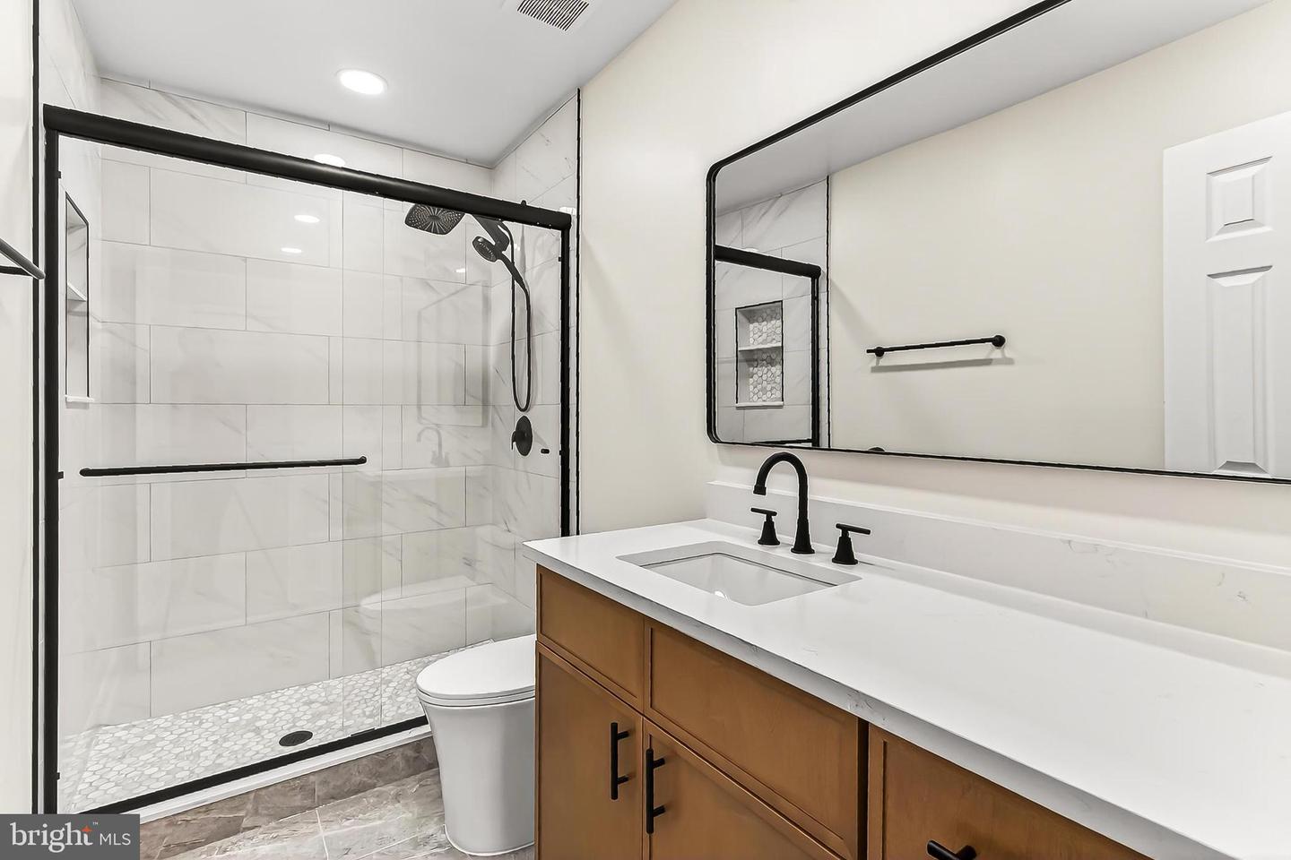 5848 KARA PL, BURKE, Virginia 22015, 3 Bedrooms Bedrooms, ,2 BathroomsBathrooms,Residential,For sale,5848 KARA PL,VAFX2275990 MLS # VAFX2275990 5848 KARA PL, BURKE, Virginia 22015, 3 Bedrooms Bedrooms, ,2 BathroomsBathrooms,Residential,For sale,5848 KARA PL,VAFX2275990 MLS # VAFX2275990