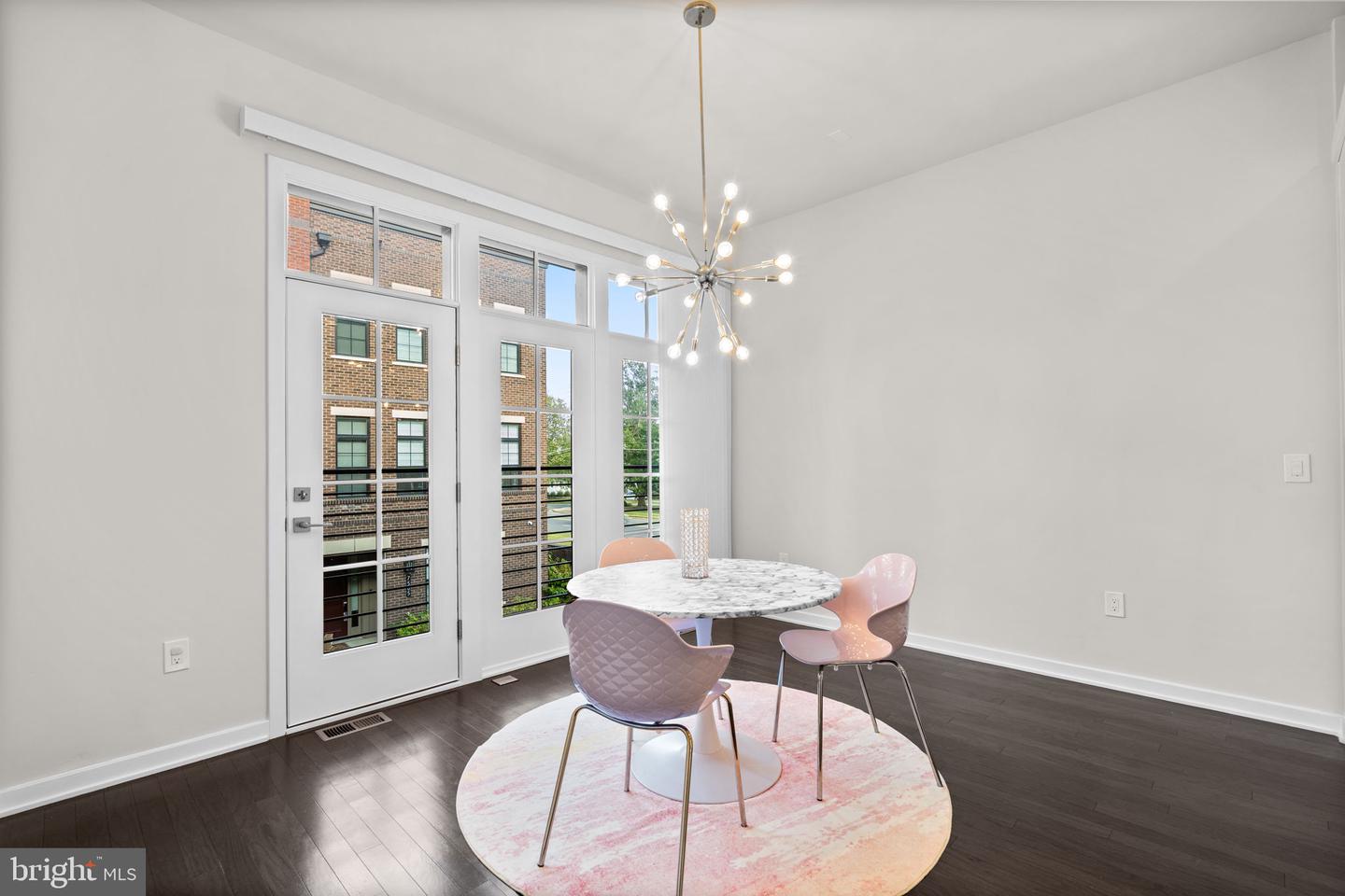 7509 SAWYER FARM WAY #2002, MCLEAN, Virginia 22102, 4 Bedrooms Bedrooms, ,3 BathroomsBathrooms,Residential,For sale,7509 SAWYER FARM WAY #2002,VAFX2275998 MLS # VAFX2275998 7509 SAWYER FARM WAY #2002, MCLEAN, Virginia 22102, 4 Bedrooms Bedrooms, ,3 BathroomsBathrooms,Residential,For sale,7509 SAWYER FARM WAY #2002,VAFX2275998 MLS # VAFX2275998