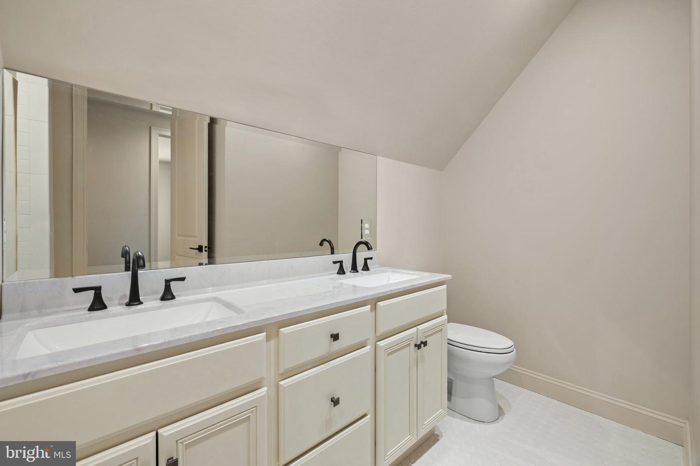 7039 SILK, JEFFERSONTON, Virginia 22724, 6 Bedrooms Bedrooms, ,4 BathroomsBathrooms,Residential,For sale,7039 SILK,VACU2009822 MLS # VACU2009822 7039 SILK, JEFFERSONTON, Virginia 22724, 6 Bedrooms Bedrooms, ,4 BathroomsBathrooms,Residential,For sale,7039 SILK,VACU2009822 MLS # VACU2009822