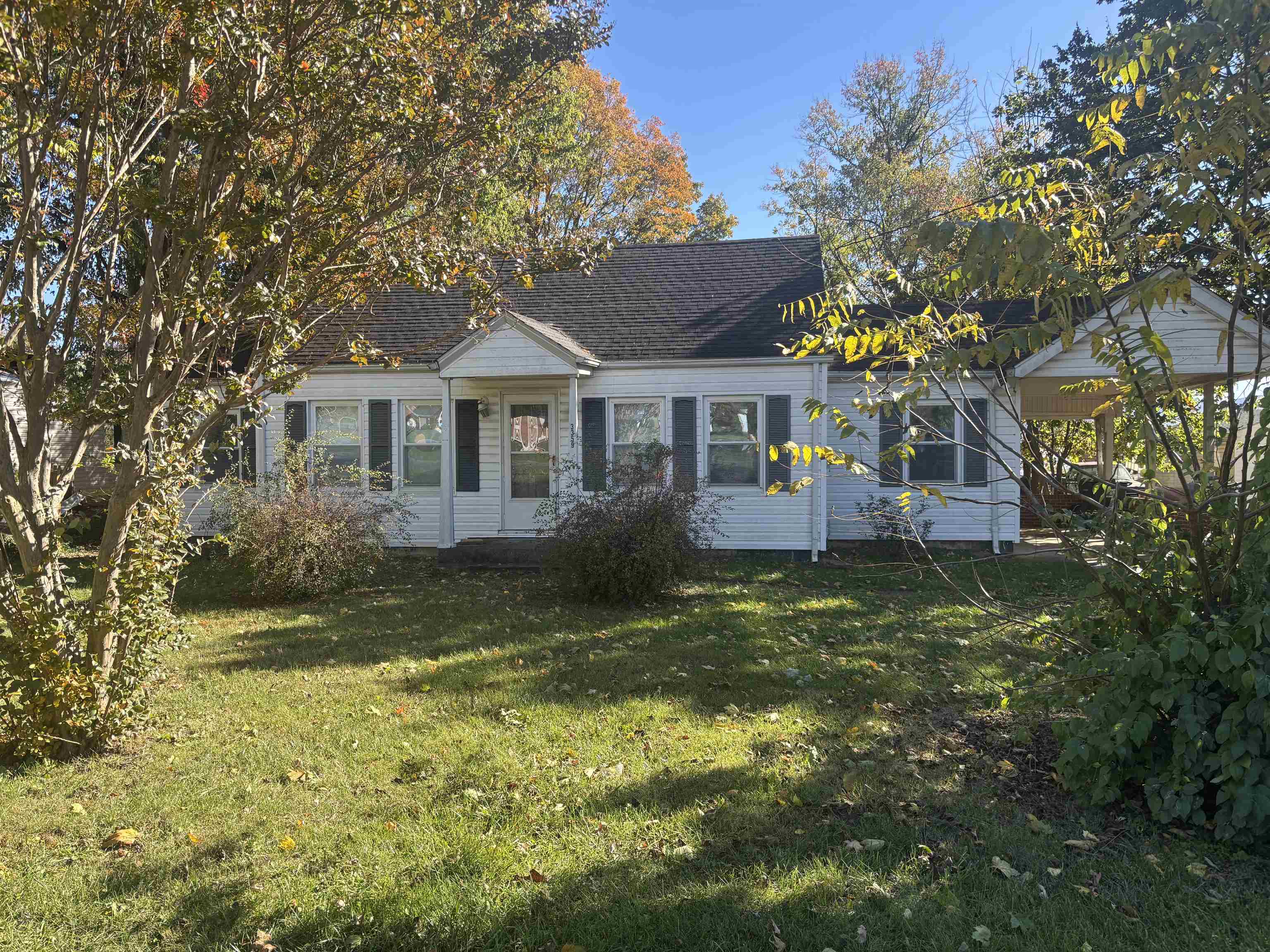 3359 STUARTS DRAFT HWY, STUARTS DRAFT, Virginia 24477, 3 Bedrooms Bedrooms, ,1 BathroomBathrooms,Residential,3359 STUARTS DRAFT HWY,670332 MLS # 670332 3359 STUARTS DRAFT HWY, STUARTS DRAFT, Virginia 24477, 3 Bedrooms Bedrooms, ,1 BathroomBathrooms,Residential,3359 STUARTS DRAFT HWY,670332 MLS # 670332