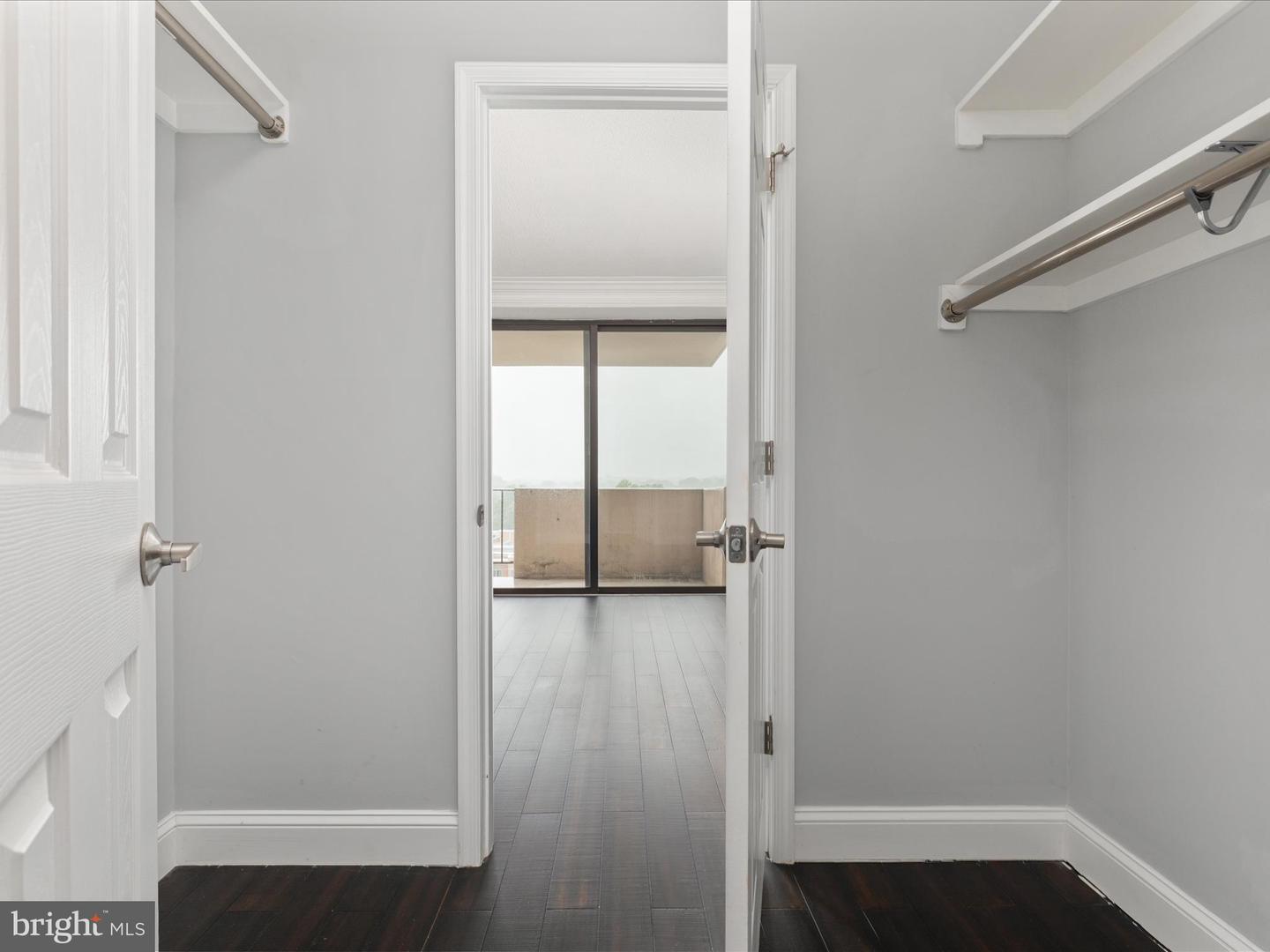 4141 N HENDERSON RD N #809, ARLINGTON, Virginia 22203, ,1 BathroomBathrooms,Residential,For sale,4141 N HENDERSON RD N #809,VAAR2058304 MLS # VAAR2058304 4141 N HENDERSON RD N #809, ARLINGTON, Virginia 22203, ,1 BathroomBathrooms,Residential,For sale,4141 N HENDERSON RD N #809,VAAR2058304 MLS # VAAR2058304