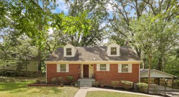 8600 MOUNT ZEPHYR DR, ALEXANDRIA, Virginia 22309, 4 Bedrooms Bedrooms, ,3 BathroomsBathrooms,Residential,For sale,8600 MOUNT ZEPHYR DR,VAFX2248166 MLS # VAFX2248166