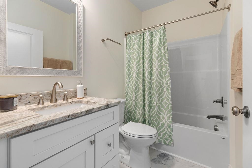 1013 OHIO ST, WAYNESBORO, Virginia 22980, 3 Bedrooms Bedrooms, ,2 BathroomsBathrooms,Residential,1013 OHIO ST,670338 MLS # 670338 1013 OHIO ST, WAYNESBORO, Virginia 22980, 3 Bedrooms Bedrooms, ,2 BathroomsBathrooms,Residential,1013 OHIO ST,670338 MLS # 670338