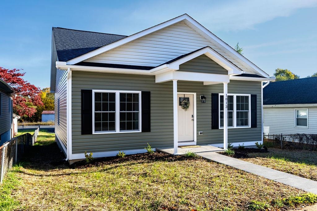 1013 OHIO ST, WAYNESBORO, Virginia 22980, 3 Bedrooms Bedrooms, ,2 BathroomsBathrooms,Residential,1013 OHIO ST,670338 MLS # 670338 1013 OHIO ST, WAYNESBORO, Virginia 22980, 3 Bedrooms Bedrooms, ,2 BathroomsBathrooms,Residential,1013 OHIO ST,670338 MLS # 670338