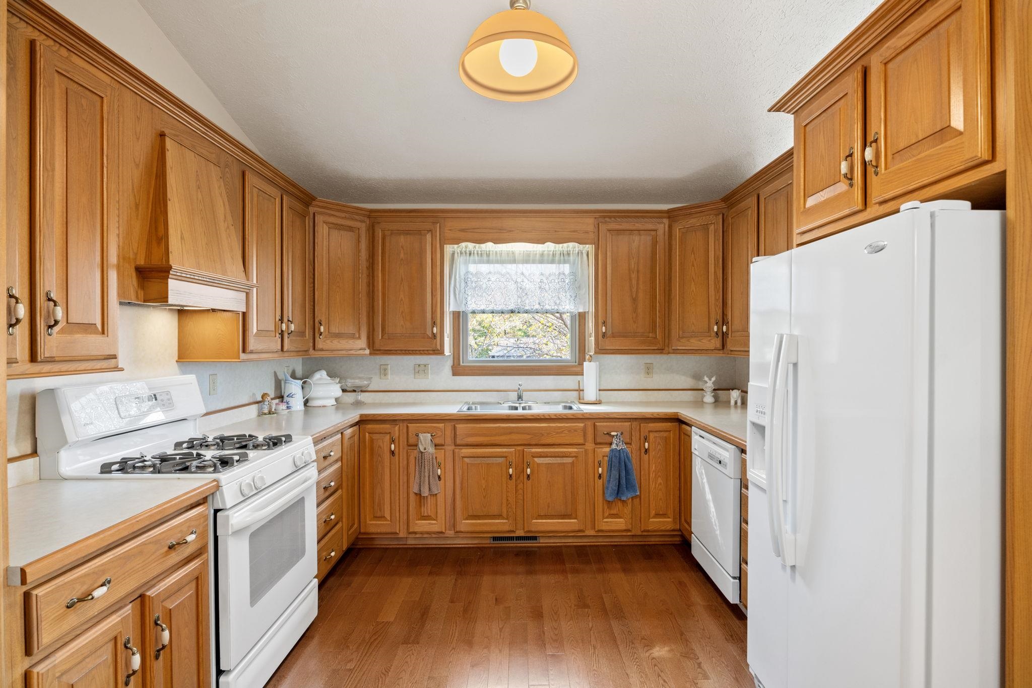 1325 HARMONY DR, HARRISONBURG, Virginia 22802, 4 Bedrooms Bedrooms, ,3 BathroomsBathrooms,Residential,1325 HARMONY DR,670348 MLS # 670348