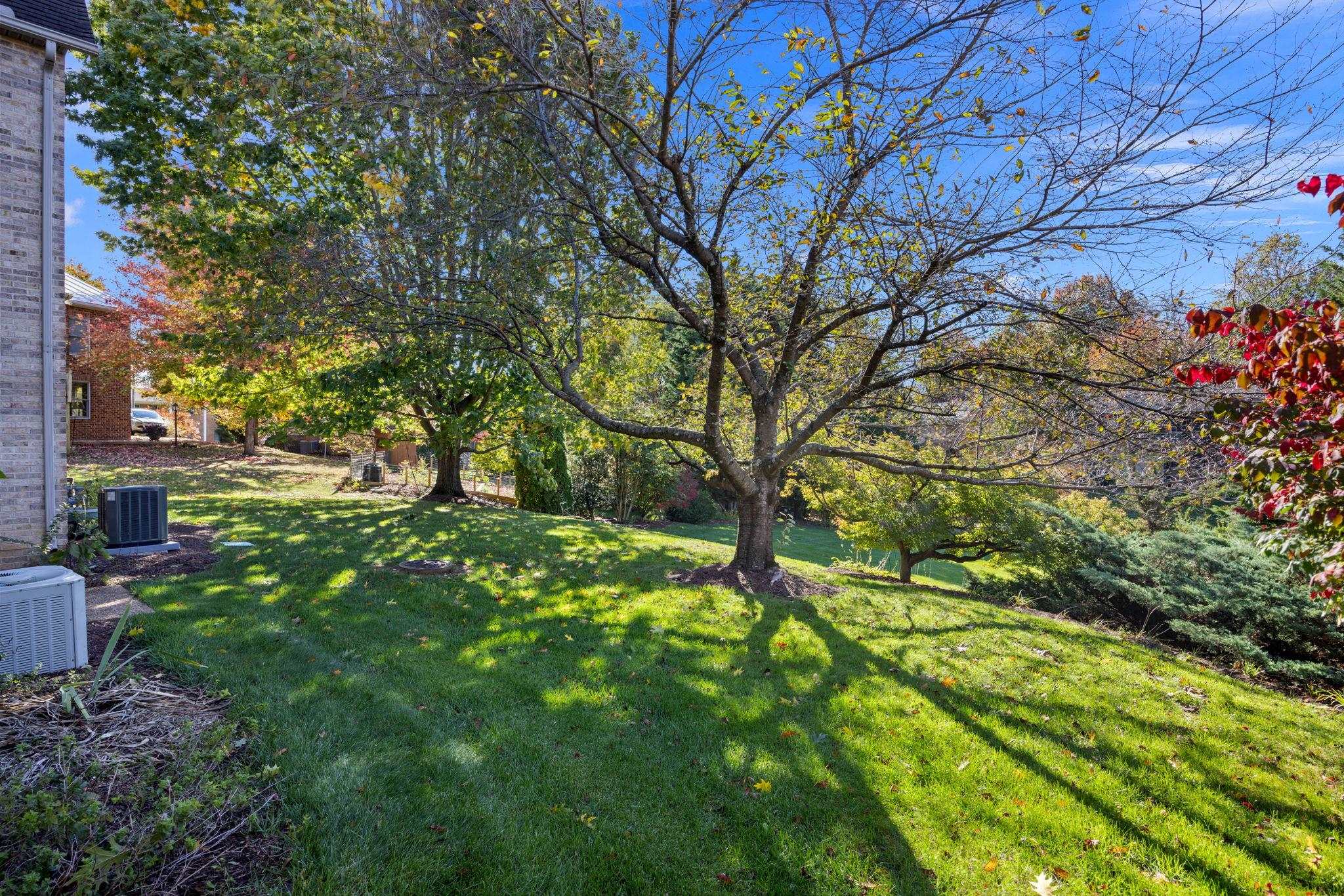 1325 HARMONY DR, HARRISONBURG, Virginia 22802, 4 Bedrooms Bedrooms, ,3 BathroomsBathrooms,Residential,1325 HARMONY DR,670348 MLS # 670348
