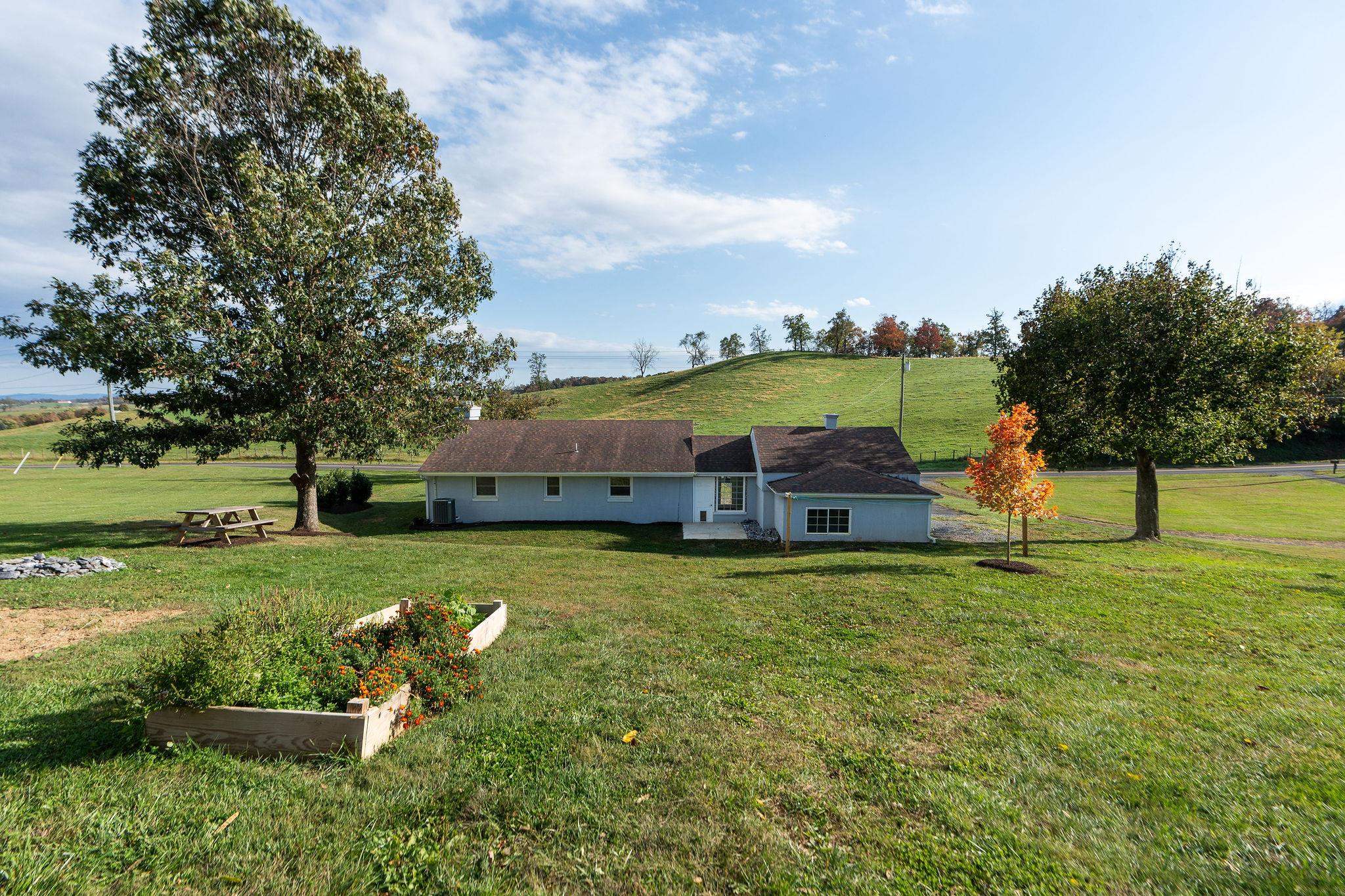 1111 JENNINGS GAP RD, CHURCHVILLE, Virginia 24421, 2 Bedrooms Bedrooms, ,1 BathroomBathrooms,Residential,They don't make it anymore!,1111 JENNINGS GAP RD,670364 MLS # 670364 1111 JENNINGS GAP RD, CHURCHVILLE, Virginia 24421, 2 Bedrooms Bedrooms, ,1 BathroomBathrooms,Residential,They don't make it anymore!,1111 JENNINGS GAP RD,670364 MLS # 670364