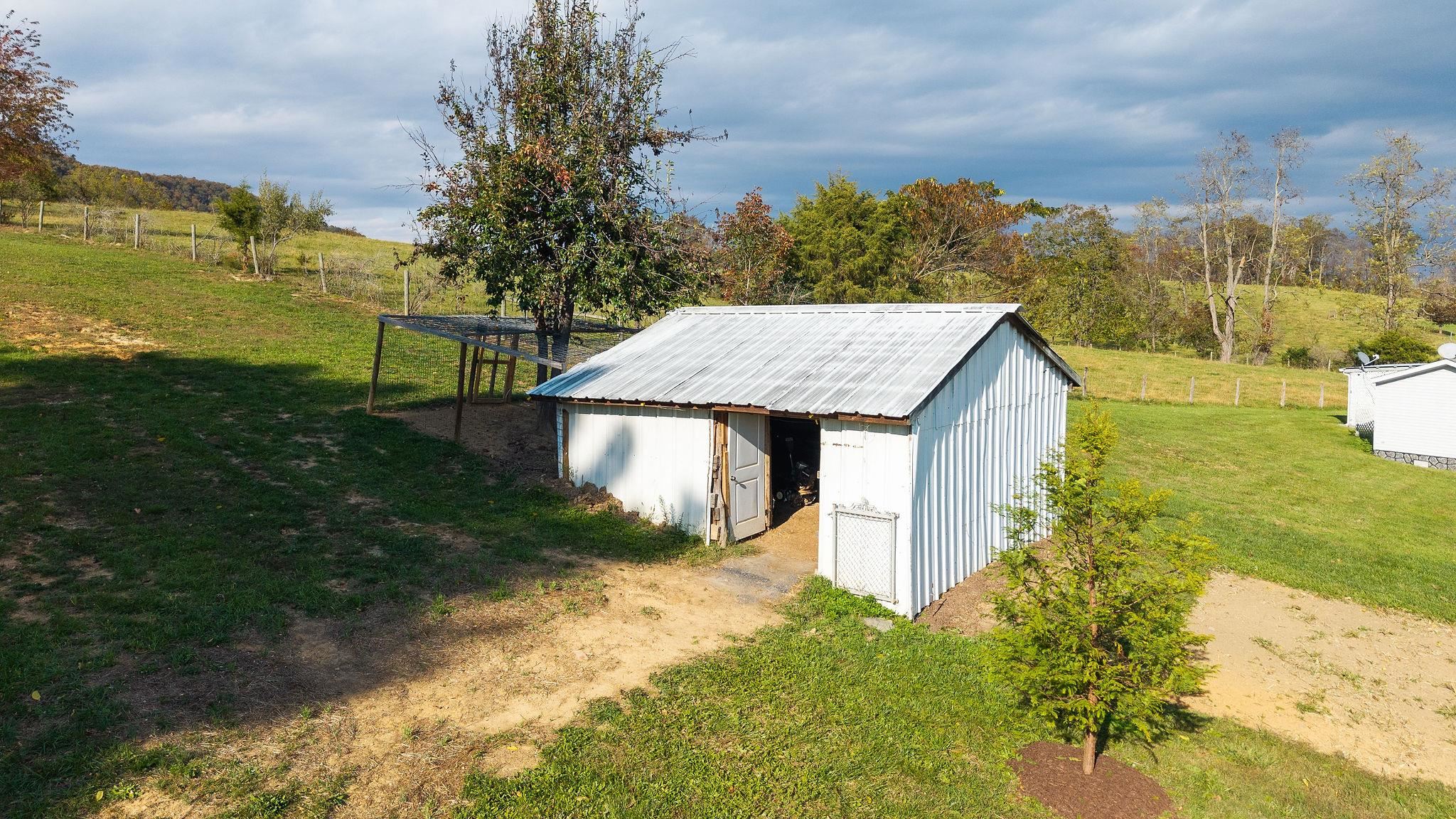 1111 JENNINGS GAP RD, CHURCHVILLE, Virginia 24421, 2 Bedrooms Bedrooms, ,1 BathroomBathrooms,Residential,They don't make it anymore!,1111 JENNINGS GAP RD,670364 MLS # 670364 1111 JENNINGS GAP RD, CHURCHVILLE, Virginia 24421, 2 Bedrooms Bedrooms, ,1 BathroomBathrooms,Residential,They don't make it anymore!,1111 JENNINGS GAP RD,670364 MLS # 670364