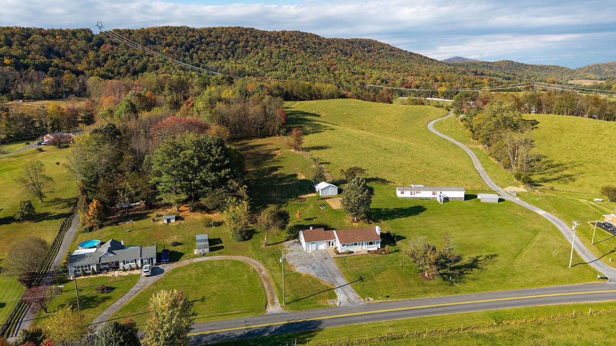 1111 JENNINGS GAP RD, CHURCHVILLE, Virginia 24421, 2 Bedrooms Bedrooms, ,1 BathroomBathrooms,Residential,They don't make it anymore!,1111 JENNINGS GAP RD,670364 MLS # 670364 1111 JENNINGS GAP RD, CHURCHVILLE, Virginia 24421, 2 Bedrooms Bedrooms, ,1 BathroomBathrooms,Residential,They don't make it anymore!,1111 JENNINGS GAP RD,670364 MLS # 670364