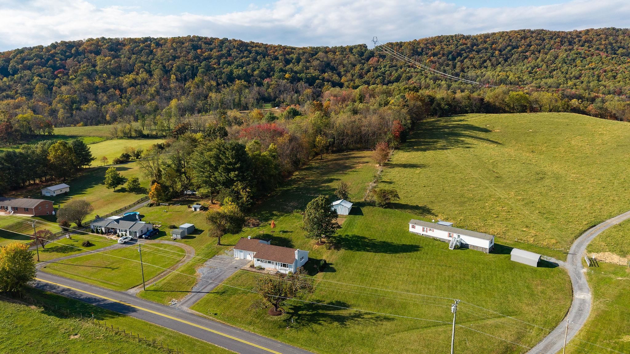1111 JENNINGS GAP RD, CHURCHVILLE, Virginia 24421, 2 Bedrooms Bedrooms, ,1 BathroomBathrooms,Residential,They don't make it anymore!,1111 JENNINGS GAP RD,670364 MLS # 670364 1111 JENNINGS GAP RD, CHURCHVILLE, Virginia 24421, 2 Bedrooms Bedrooms, ,1 BathroomBathrooms,Residential,They don't make it anymore!,1111 JENNINGS GAP RD,670364 MLS # 670364