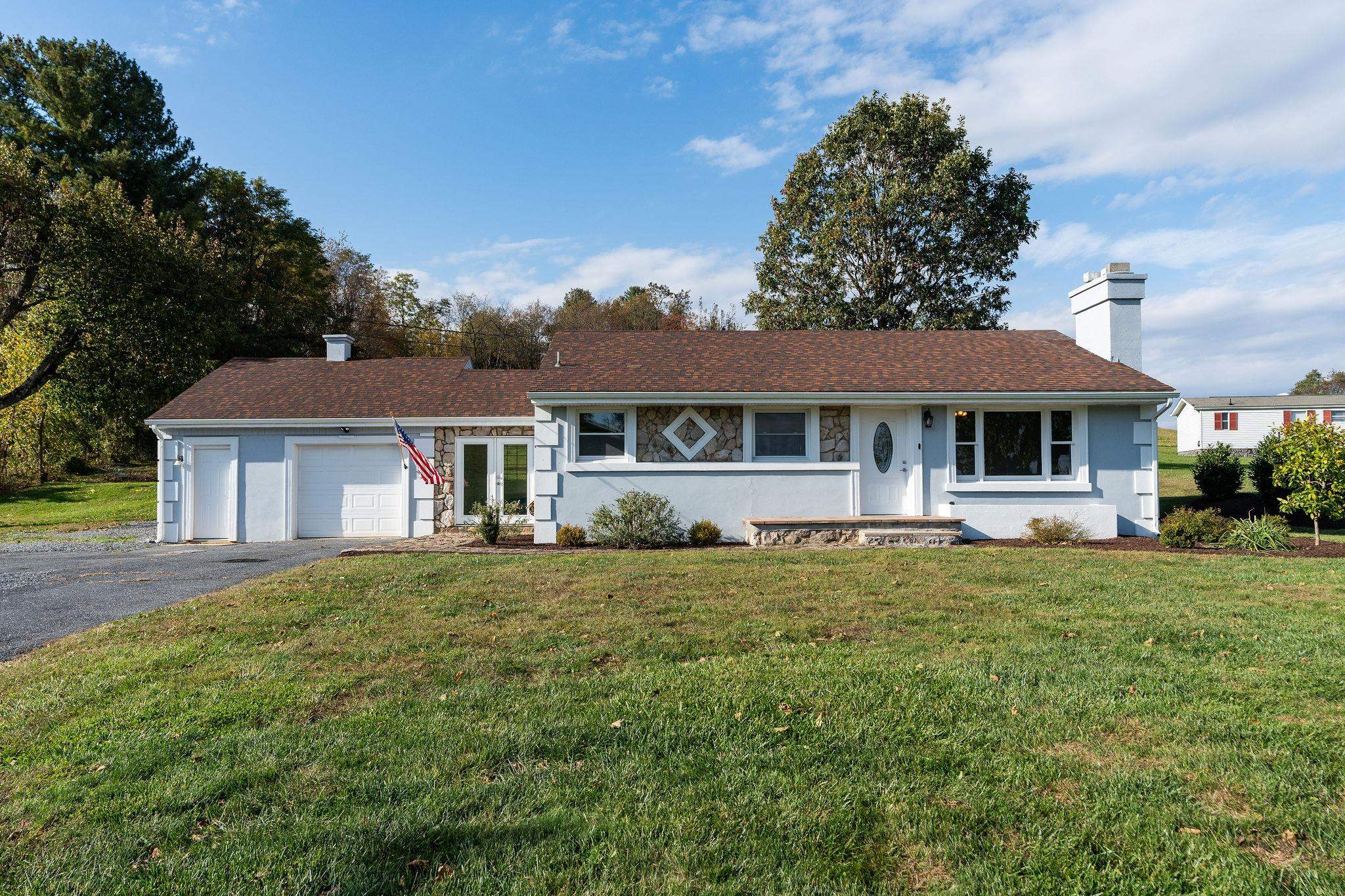 1111 JENNINGS GAP RD, CHURCHVILLE, Virginia 24421, 2 Bedrooms Bedrooms, ,1 BathroomBathrooms,Residential,They don't make it anymore!,1111 JENNINGS GAP RD,670364 MLS # 670364 1111 JENNINGS GAP RD, CHURCHVILLE, Virginia 24421, 2 Bedrooms Bedrooms, ,1 BathroomBathrooms,Residential,They don't make it anymore!,1111 JENNINGS GAP RD,670364 MLS # 670364