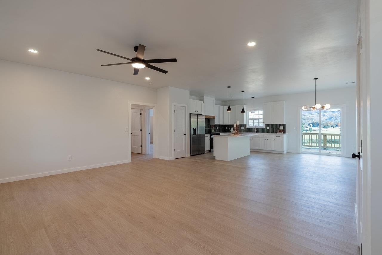 1328 SAMUELS RD, ELKTON, Virginia 22827, 3 Bedrooms Bedrooms, ,2 BathroomsBathrooms,Residential,1328 SAMUELS RD,670368 MLS # 670368 1328 SAMUELS RD, ELKTON, Virginia 22827, 3 Bedrooms Bedrooms, ,2 BathroomsBathrooms,Residential,1328 SAMUELS RD,670368 MLS # 670368