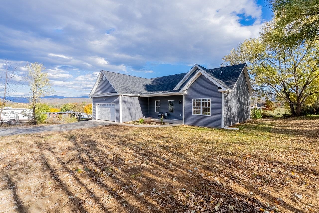 1328 SAMUELS RD, ELKTON, Virginia 22827, 3 Bedrooms Bedrooms, ,2 BathroomsBathrooms,Residential,1328 SAMUELS RD,670368 MLS # 670368 1328 SAMUELS RD, ELKTON, Virginia 22827, 3 Bedrooms Bedrooms, ,2 BathroomsBathrooms,Residential,1328 SAMUELS RD,670368 MLS # 670368