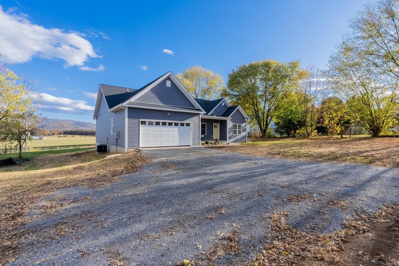 1328 SAMUELS RD, ELKTON, Virginia 22827, 3 Bedrooms Bedrooms, ,2 BathroomsBathrooms,Residential,1328 SAMUELS RD,670368 MLS # 670368 1328 SAMUELS RD, ELKTON, Virginia 22827, 3 Bedrooms Bedrooms, ,2 BathroomsBathrooms,Residential,1328 SAMUELS RD,670368 MLS # 670368