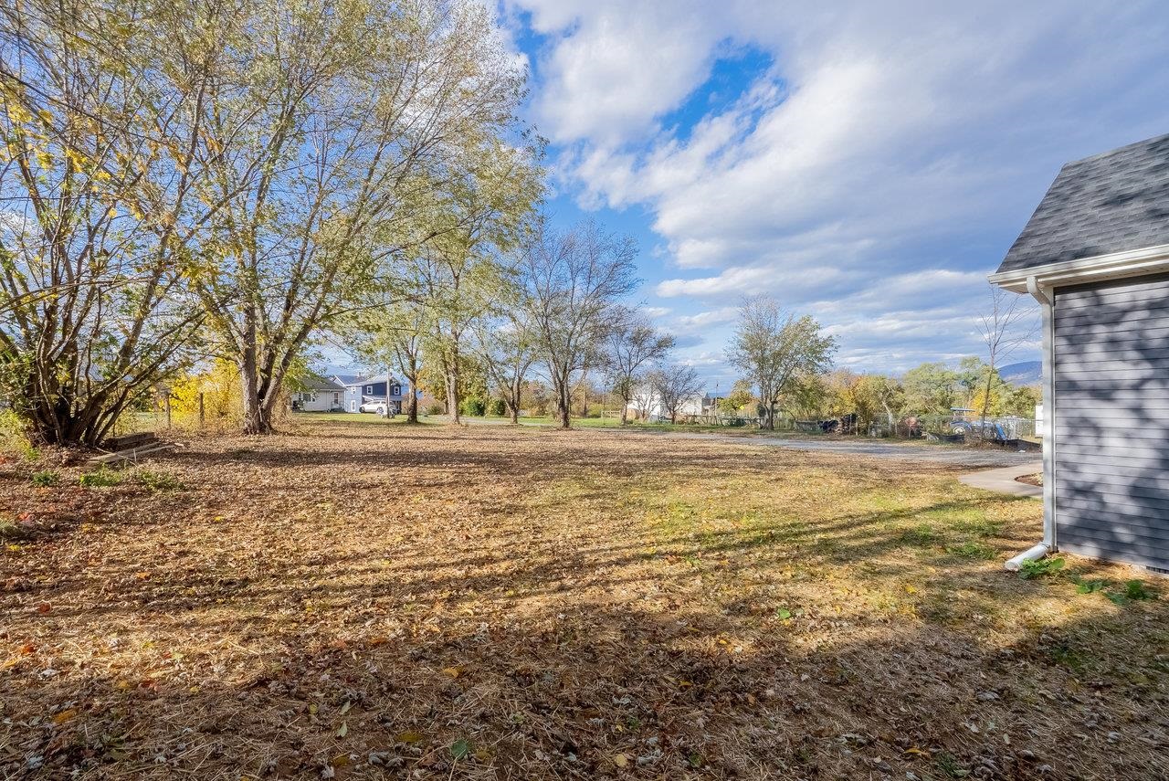 1328 SAMUELS RD, ELKTON, Virginia 22827, 3 Bedrooms Bedrooms, ,2 BathroomsBathrooms,Residential,1328 SAMUELS RD,670368 MLS # 670368 1328 SAMUELS RD, ELKTON, Virginia 22827, 3 Bedrooms Bedrooms, ,2 BathroomsBathrooms,Residential,1328 SAMUELS RD,670368 MLS # 670368