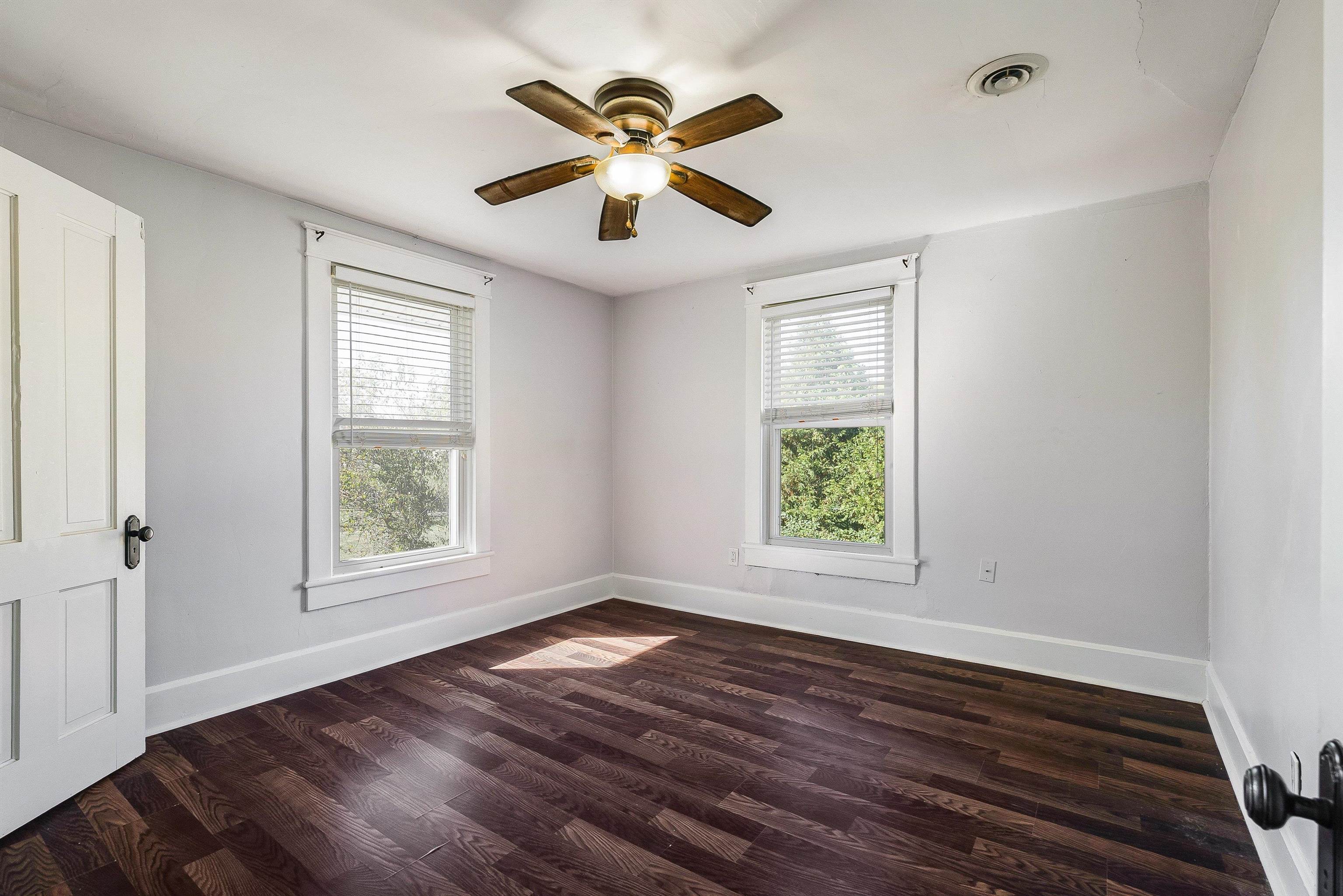 72 LIBERTY ST, WEYERS CAVE, Virginia 24486, 3 Bedrooms Bedrooms, ,1 BathroomBathrooms,Residential,72 LIBERTY ST,670370 MLS # 670370 72 LIBERTY ST, WEYERS CAVE, Virginia 24486, 3 Bedrooms Bedrooms, ,1 BathroomBathrooms,Residential,72 LIBERTY ST,670370 MLS # 670370