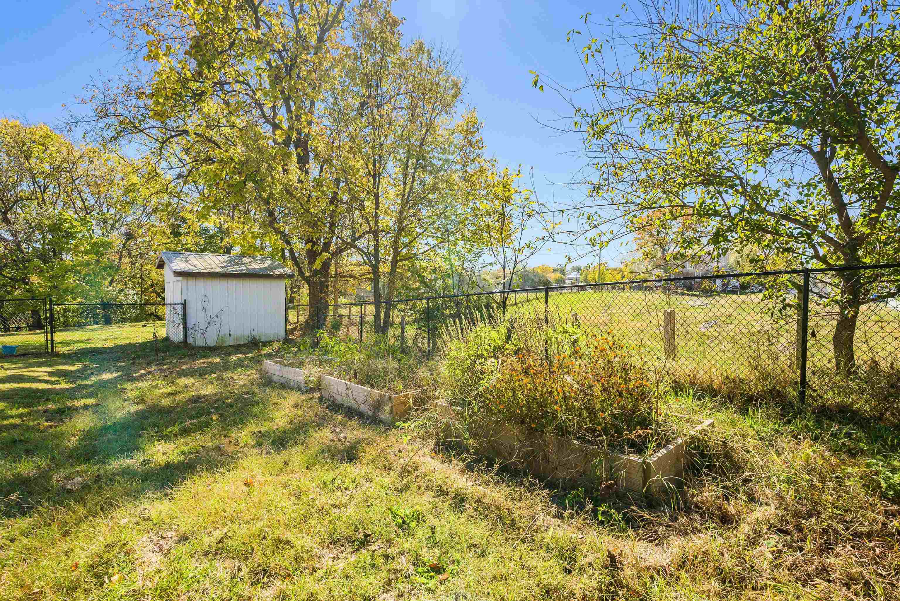 72 LIBERTY ST, WEYERS CAVE, Virginia 24486, 3 Bedrooms Bedrooms, ,1 BathroomBathrooms,Residential,72 LIBERTY ST,670370 MLS # 670370 72 LIBERTY ST, WEYERS CAVE, Virginia 24486, 3 Bedrooms Bedrooms, ,1 BathroomBathrooms,Residential,72 LIBERTY ST,670370 MLS # 670370