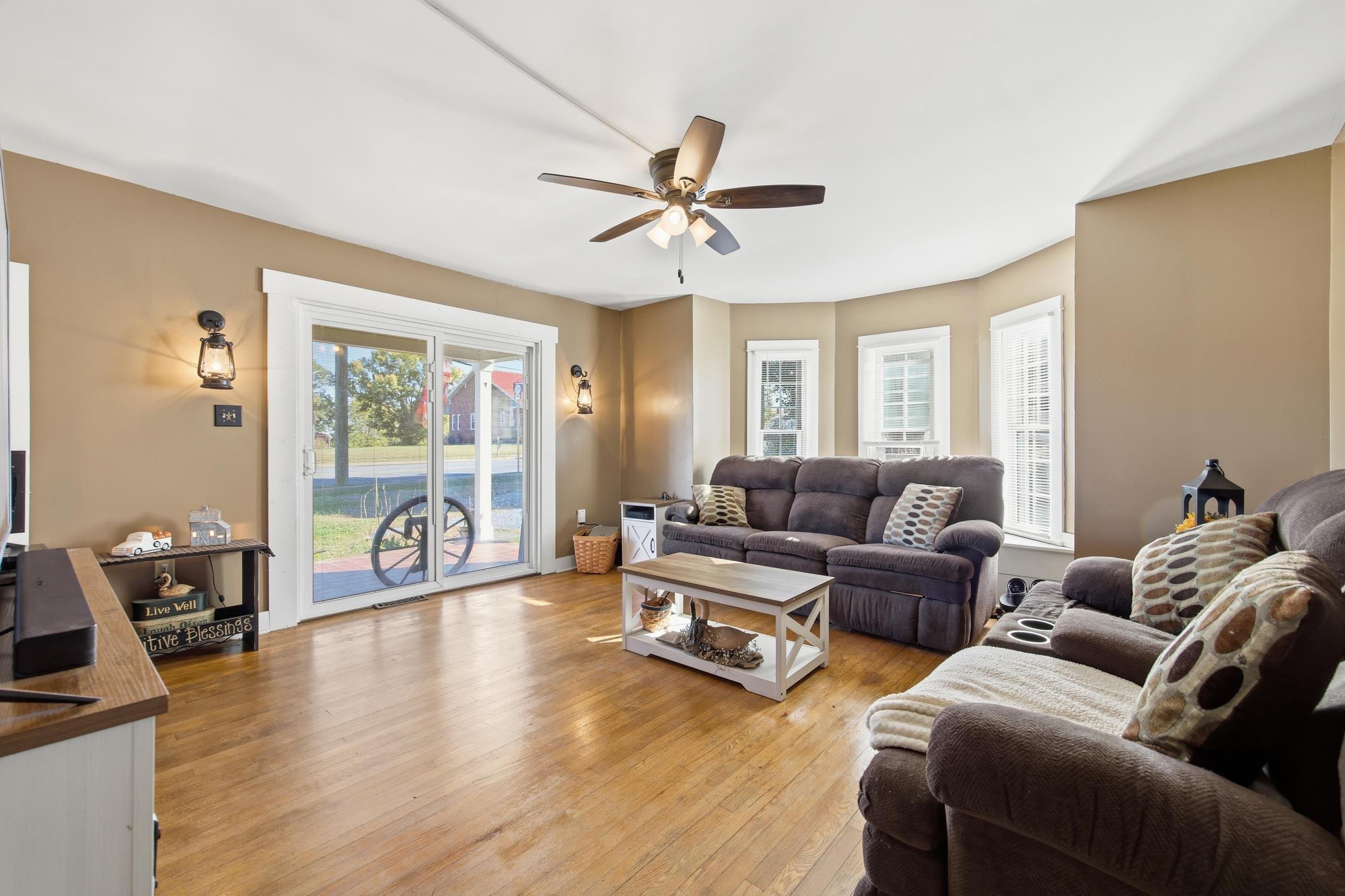 147 W MAIN ST, STANLEY, Virginia 22851, 4 Bedrooms Bedrooms, ,2 BathroomsBathrooms,Residential,147 W MAIN ST,670381 MLS # 670381 147 W MAIN ST, STANLEY, Virginia 22851, 4 Bedrooms Bedrooms, ,2 BathroomsBathrooms,Residential,147 W MAIN ST,670381 MLS # 670381