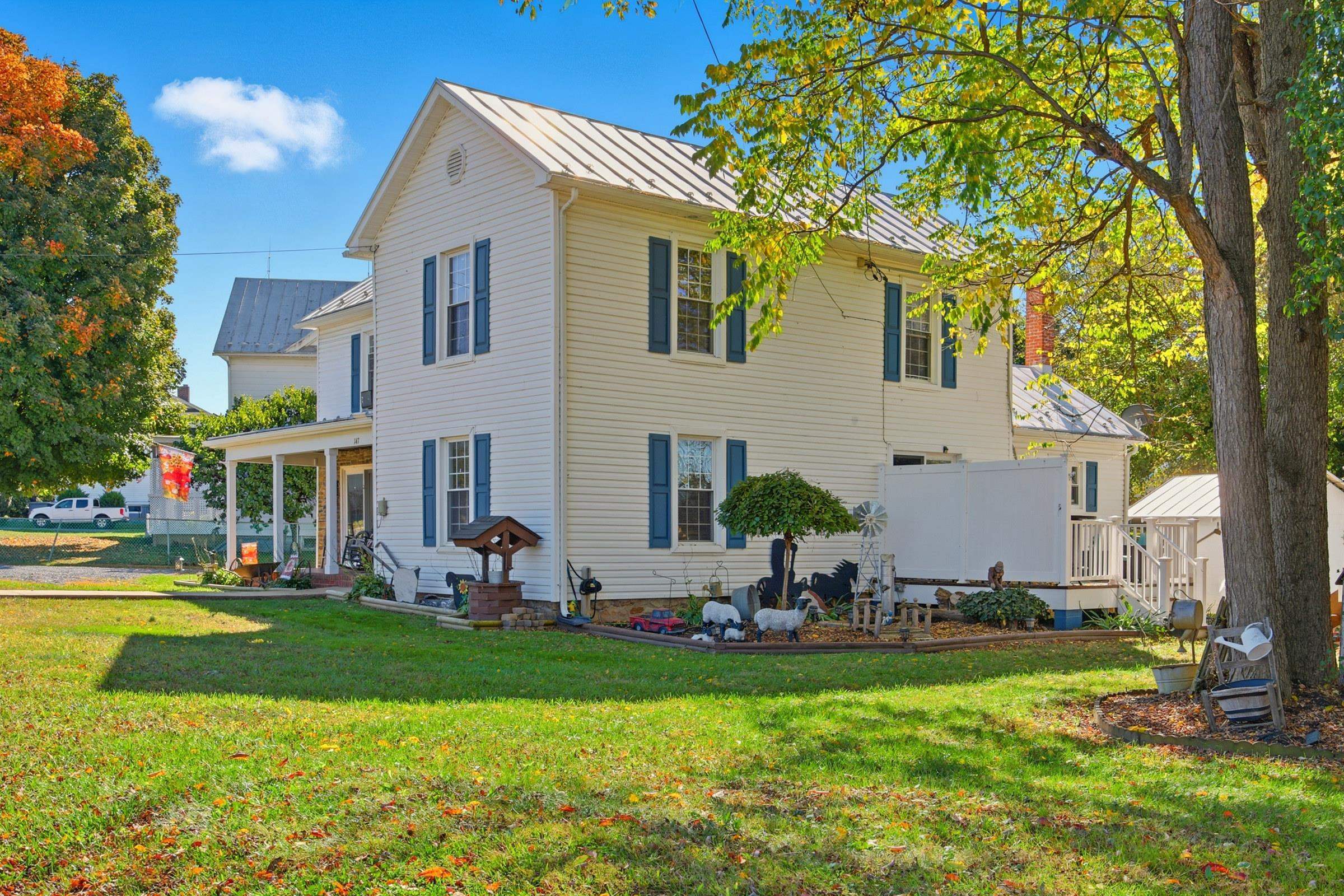 147 W MAIN ST, STANLEY, Virginia 22851, 4 Bedrooms Bedrooms, ,2 BathroomsBathrooms,Residential,147 W MAIN ST,670381 MLS # 670381 147 W MAIN ST, STANLEY, Virginia 22851, 4 Bedrooms Bedrooms, ,2 BathroomsBathrooms,Residential,147 W MAIN ST,670381 MLS # 670381