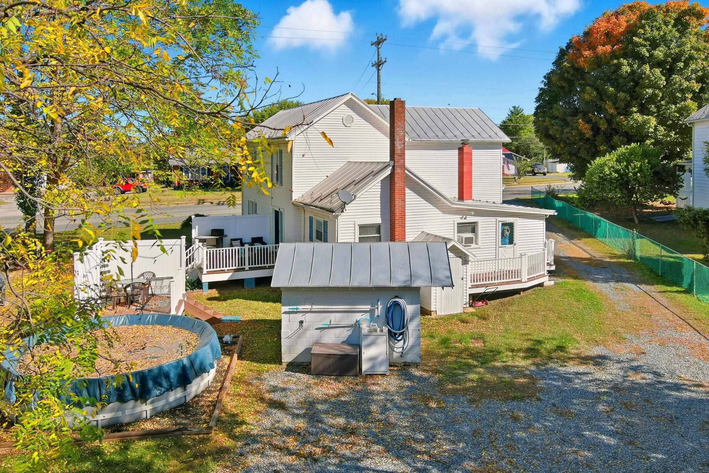 147 W MAIN ST, STANLEY, Virginia 22851, 4 Bedrooms Bedrooms, ,2 BathroomsBathrooms,Residential,147 W MAIN ST,670381 MLS # 670381 147 W MAIN ST, STANLEY, Virginia 22851, 4 Bedrooms Bedrooms, ,2 BathroomsBathrooms,Residential,147 W MAIN ST,670381 MLS # 670381