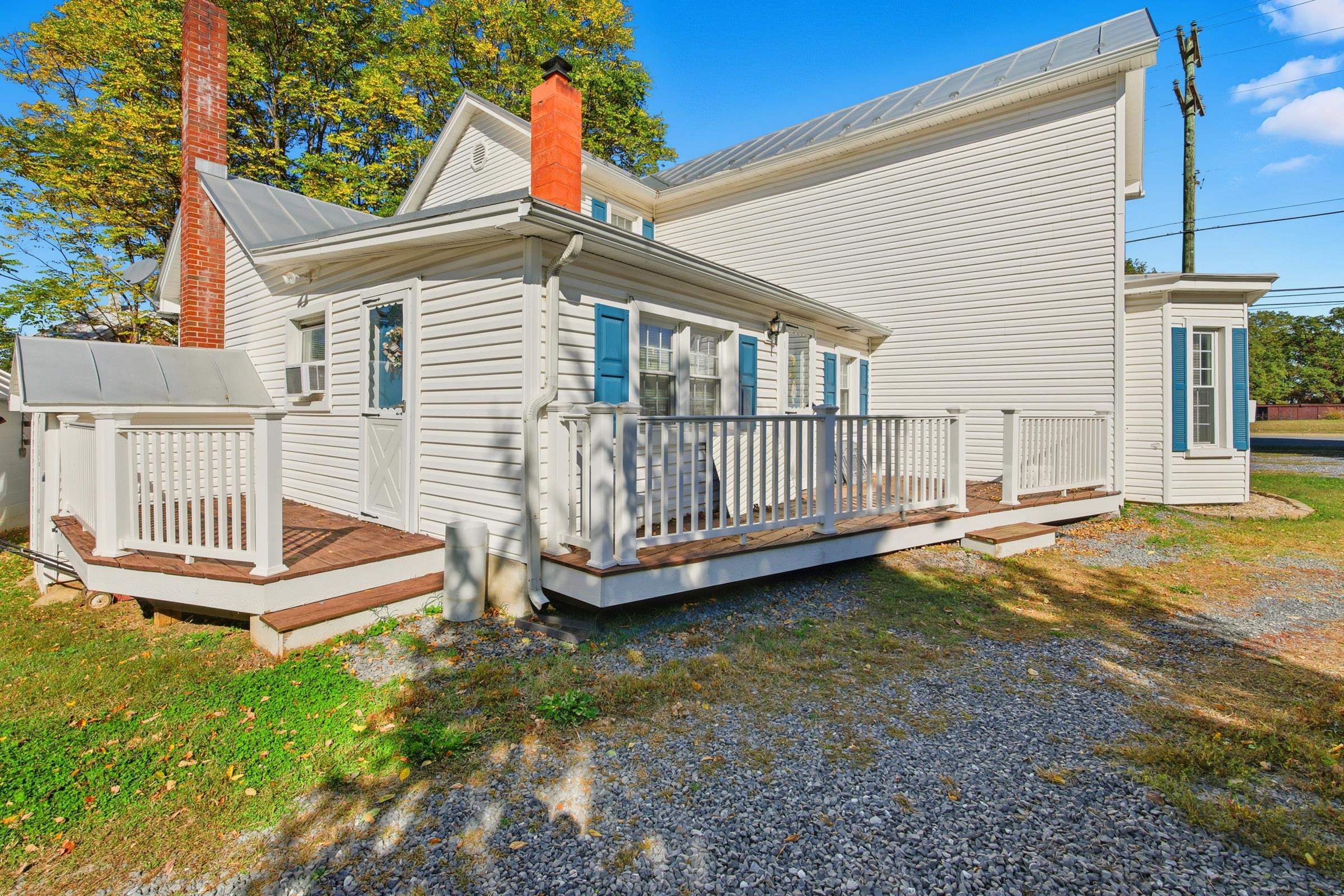147 W MAIN ST, STANLEY, Virginia 22851, 4 Bedrooms Bedrooms, ,2 BathroomsBathrooms,Residential,147 W MAIN ST,670381 MLS # 670381 147 W MAIN ST, STANLEY, Virginia 22851, 4 Bedrooms Bedrooms, ,2 BathroomsBathrooms,Residential,147 W MAIN ST,670381 MLS # 670381