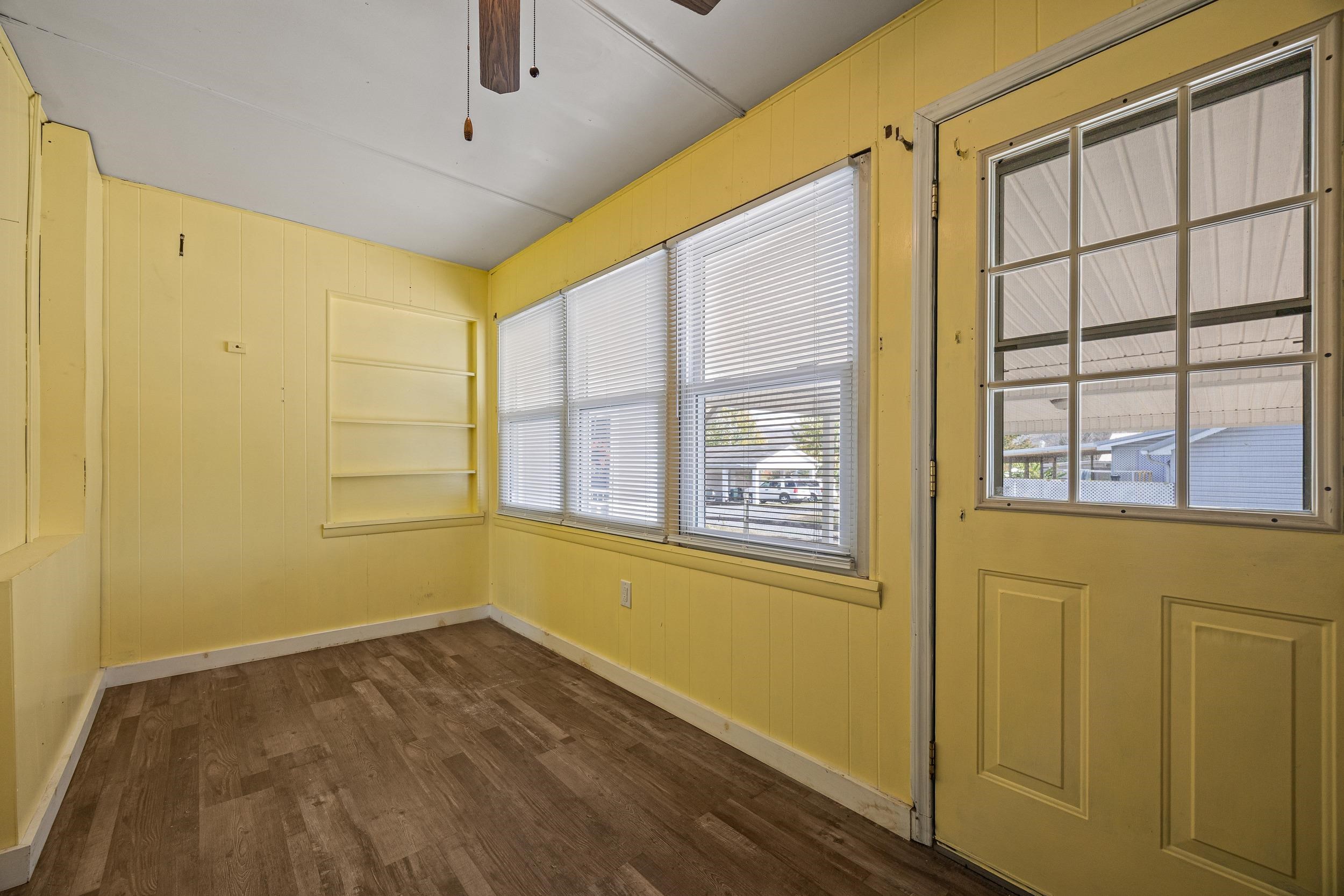 900 W MAIN ST, STANLEY, Virginia 22851, 2 Bedrooms Bedrooms, ,2 BathroomsBathrooms,Residential,900 W MAIN ST,670382 MLS # 670382 900 W MAIN ST, STANLEY, Virginia 22851, 2 Bedrooms Bedrooms, ,2 BathroomsBathrooms,Residential,900 W MAIN ST,670382 MLS # 670382