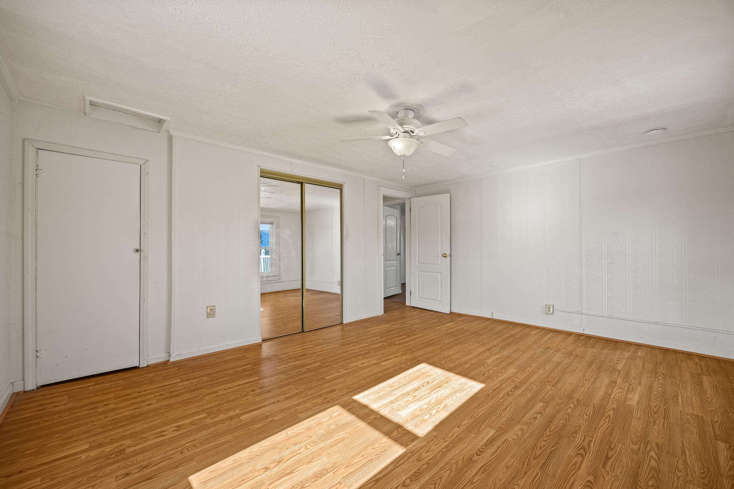 900 W MAIN ST, STANLEY, Virginia 22851, 2 Bedrooms Bedrooms, ,2 BathroomsBathrooms,Residential,900 W MAIN ST,670382 MLS # 670382 900 W MAIN ST, STANLEY, Virginia 22851, 2 Bedrooms Bedrooms, ,2 BathroomsBathrooms,Residential,900 W MAIN ST,670382 MLS # 670382
