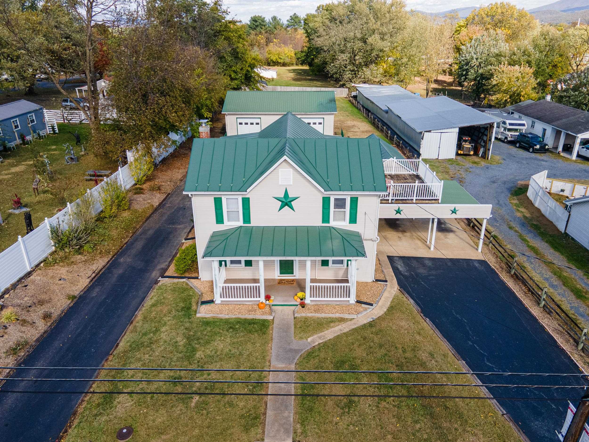 900 W MAIN ST, STANLEY, Virginia 22851, 2 Bedrooms Bedrooms, ,2 BathroomsBathrooms,Residential,900 W MAIN ST,670382 MLS # 670382 900 W MAIN ST, STANLEY, Virginia 22851, 2 Bedrooms Bedrooms, ,2 BathroomsBathrooms,Residential,900 W MAIN ST,670382 MLS # 670382