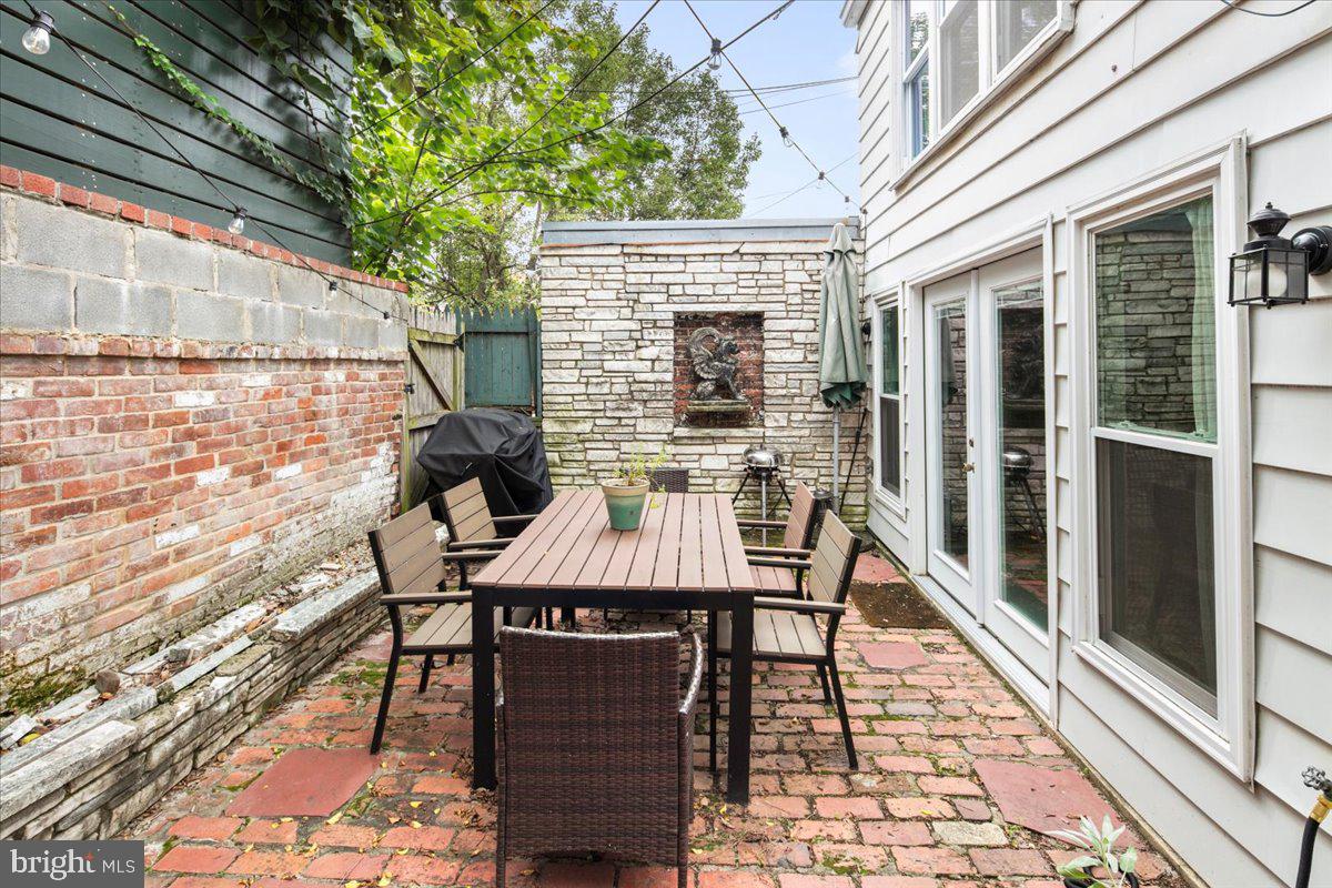 304 2ND ST SE, WASHINGTON, District Of Columbia 20003, 6 Bedrooms Bedrooms, ,4 BathroomsBathrooms,Residential,For sale,304 2ND ST SE,DCDC2209946 MLS # DCDC2209946 304 2ND ST SE, WASHINGTON, District Of Columbia 20003, 6 Bedrooms Bedrooms, ,4 BathroomsBathrooms,Residential,For sale,304 2ND ST SE,DCDC2209946 MLS # DCDC2209946