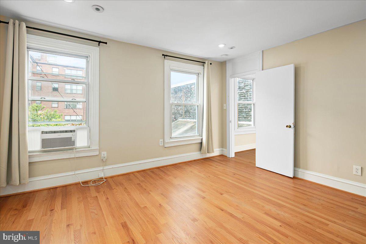 304 2ND ST SE, WASHINGTON, District Of Columbia 20003, 6 Bedrooms Bedrooms, ,4 BathroomsBathrooms,Residential,For sale,304 2ND ST SE,DCDC2209946 MLS # DCDC2209946 304 2ND ST SE, WASHINGTON, District Of Columbia 20003, 6 Bedrooms Bedrooms, ,4 BathroomsBathrooms,Residential,For sale,304 2ND ST SE,DCDC2209946 MLS # DCDC2209946