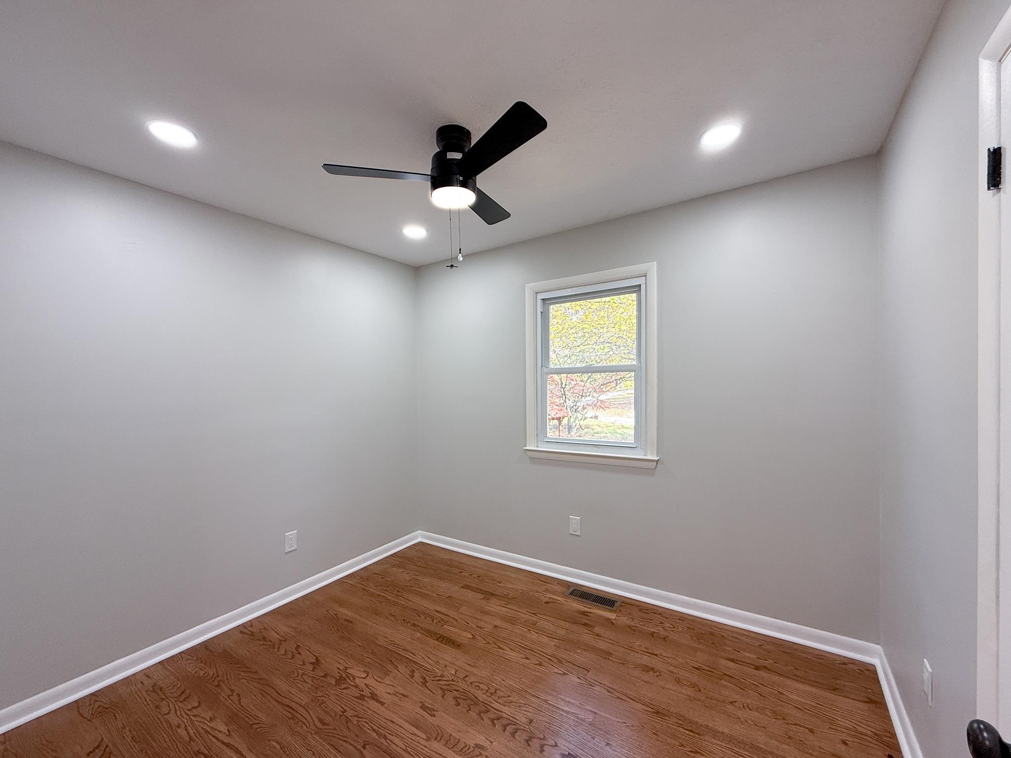3392 EAST SIDE HWY, GROTTOES, Virginia 24441, 3 Bedrooms Bedrooms, ,2 BathroomsBathrooms,Residential,3392 EAST SIDE HWY,670389 MLS # 670389 3392 EAST SIDE HWY, GROTTOES, Virginia 24441, 3 Bedrooms Bedrooms, ,2 BathroomsBathrooms,Residential,3392 EAST SIDE HWY,670389 MLS # 670389