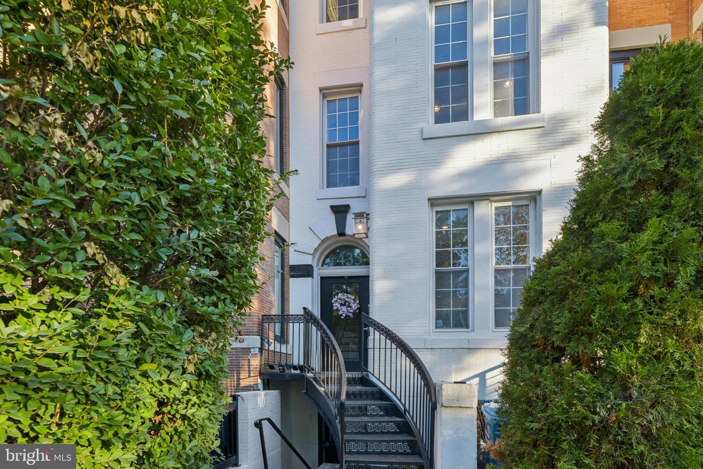 1435 EUCLID ST NW #2, WASHINGTON, District Of Columbia 20009, 2 Bedrooms Bedrooms, ,2 BathroomsBathrooms,Residential,For sale,1435 EUCLID ST NW #2,DCDC2214034 MLS # DCDC2214034 1435 EUCLID ST NW #2, WASHINGTON, District Of Columbia 20009, 2 Bedrooms Bedrooms, ,2 BathroomsBathrooms,Residential,For sale,1435 EUCLID ST NW #2,DCDC2214034 MLS # DCDC2214034