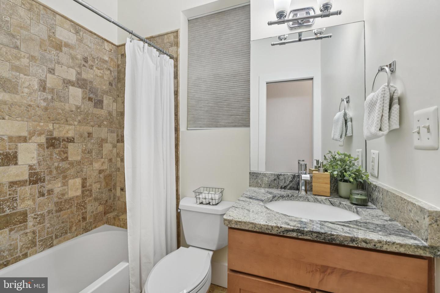 1435 EUCLID ST NW #2, WASHINGTON, District Of Columbia 20009, 2 Bedrooms Bedrooms, ,2 BathroomsBathrooms,Residential,For sale,1435 EUCLID ST NW #2,DCDC2214034 MLS # DCDC2214034 1435 EUCLID ST NW #2, WASHINGTON, District Of Columbia 20009, 2 Bedrooms Bedrooms, ,2 BathroomsBathrooms,Residential,For sale,1435 EUCLID ST NW #2,DCDC2214034 MLS # DCDC2214034