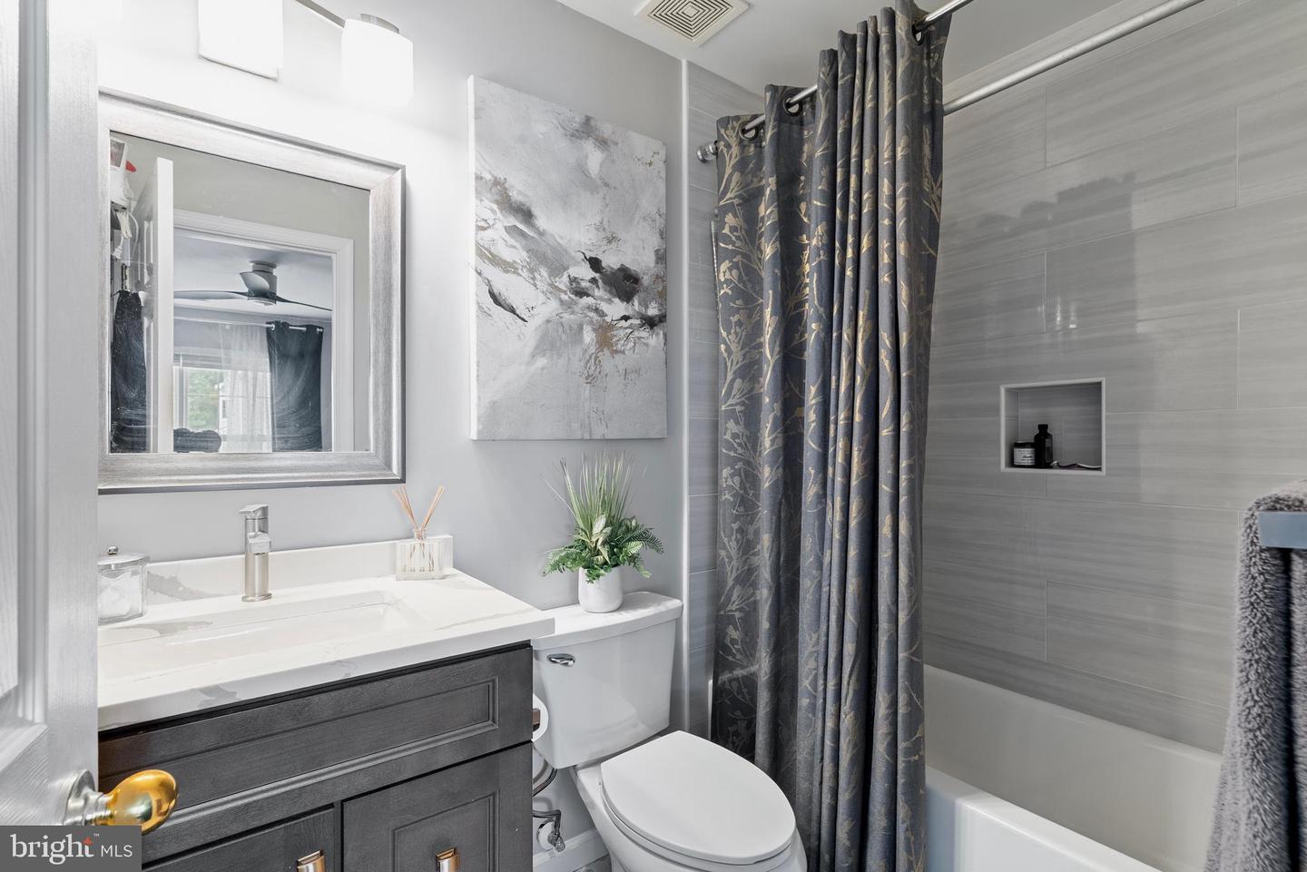 5804 SUMMERS GROVE RD, ALEXANDRIA, Virginia 22304, 3 Bedrooms Bedrooms, ,3 BathroomsBathrooms,Residential,For sale,5804 SUMMERS GROVE RD,VAAX2048410 MLS # VAAX2048410 5804 SUMMERS GROVE RD, ALEXANDRIA, Virginia 22304, 3 Bedrooms Bedrooms, ,3 BathroomsBathrooms,Residential,For sale,5804 SUMMERS GROVE RD,VAAX2048410 MLS # VAAX2048410
