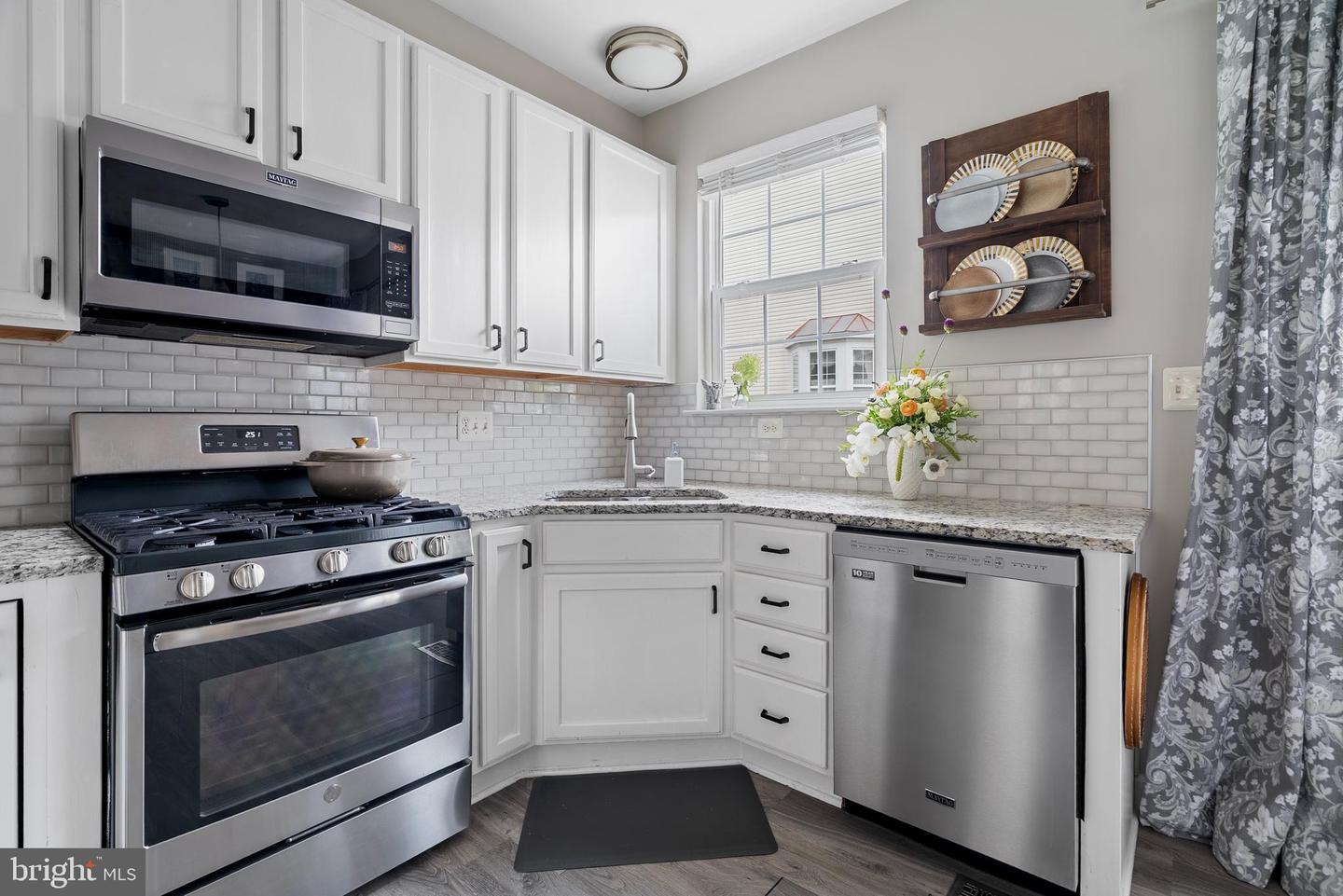 5804 SUMMERS GROVE RD, ALEXANDRIA, Virginia 22304, 3 Bedrooms Bedrooms, ,3 BathroomsBathrooms,Residential,For sale,5804 SUMMERS GROVE RD,VAAX2048410 MLS # VAAX2048410 5804 SUMMERS GROVE RD, ALEXANDRIA, Virginia 22304, 3 Bedrooms Bedrooms, ,3 BathroomsBathrooms,Residential,For sale,5804 SUMMERS GROVE RD,VAAX2048410 MLS # VAAX2048410