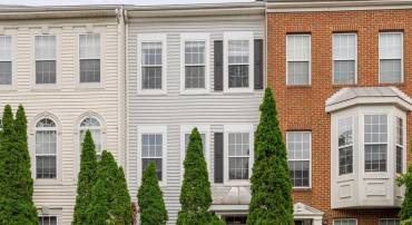 5804 SUMMERS GROVE RD, ALEXANDRIA, Virginia 22304, 3 Bedrooms Bedrooms, ,3 BathroomsBathrooms,Residential,For sale,5804 SUMMERS GROVE RD,VAAX2048410 MLS # VAAX2048410