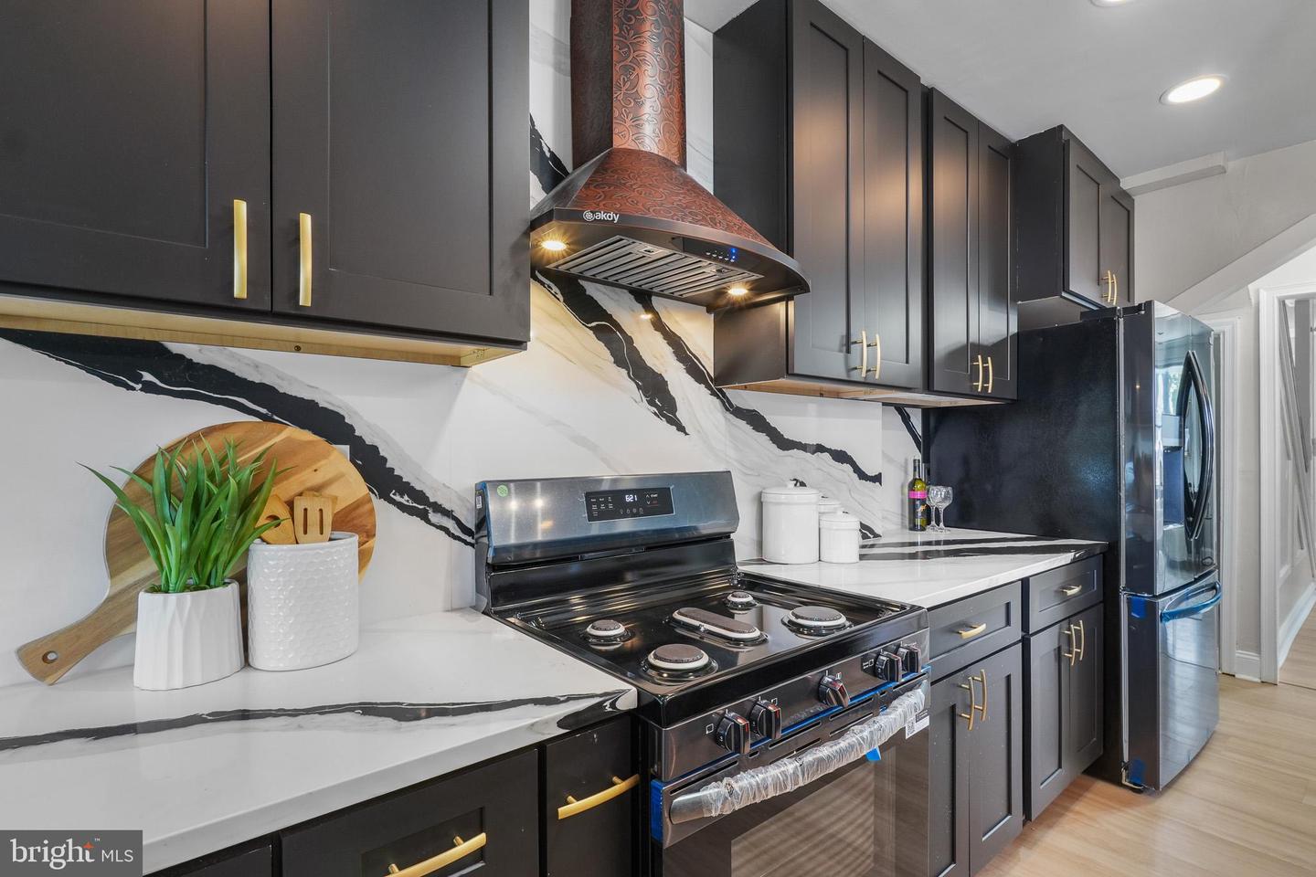 1614 Q ST SE, WASHINGTON, District Of Columbia 20020, 4 Bedrooms Bedrooms, 8 Rooms Rooms,3 BathroomsBathrooms,Residential,For sale,1614 Q ST SE,DCDC2216632 MLS # DCDC2216632 1614 Q ST SE, WASHINGTON, District Of Columbia 20020, 4 Bedrooms Bedrooms, 8 Rooms Rooms,3 BathroomsBathrooms,Residential,For sale,1614 Q ST SE,DCDC2216632 MLS # DCDC2216632