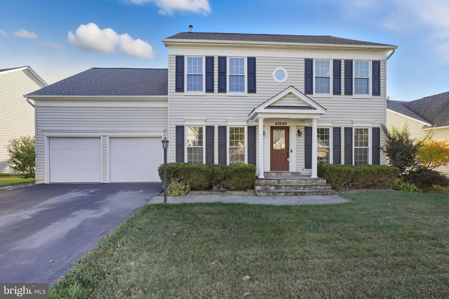 43949 BRUCETON MILLS CIR, ASHBURN, Virginia 20147, 4 Bedrooms Bedrooms, 16 Rooms Rooms,3 BathroomsBathrooms,Residential,For sale,43949 BRUCETON MILLS CIR,VALO2105446 MLS # VALO2105446 43949 BRUCETON MILLS CIR, ASHBURN, Virginia 20147, 4 Bedrooms Bedrooms, 16 Rooms Rooms,3 BathroomsBathrooms,Residential,For sale,43949 BRUCETON MILLS CIR,VALO2105446 MLS # VALO2105446
