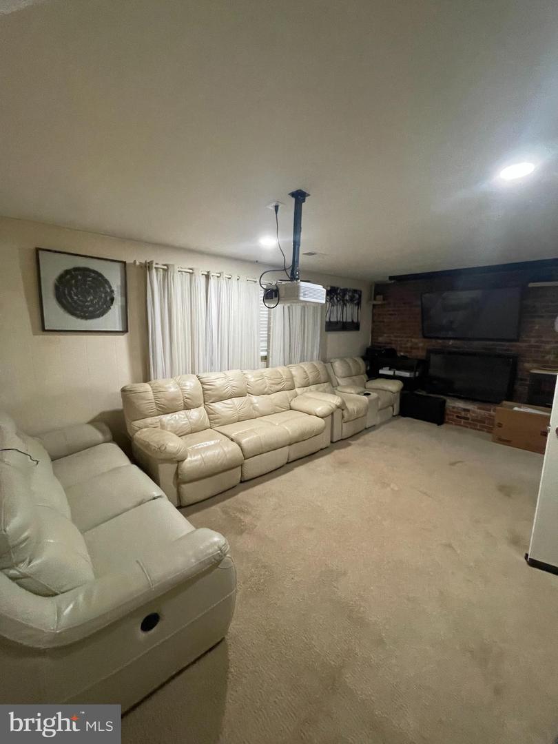 12502 COLBY DR, WOODBRIDGE, Virginia 22192, 4 Bedrooms Bedrooms, ,2 BathroomsBathrooms,Residential,For sale,12502 COLBY DR,VAPW2103410 MLS # VAPW2103410 12502 COLBY DR, WOODBRIDGE, Virginia 22192, 4 Bedrooms Bedrooms, ,2 BathroomsBathrooms,Residential,For sale,12502 COLBY DR,VAPW2103410 MLS # VAPW2103410