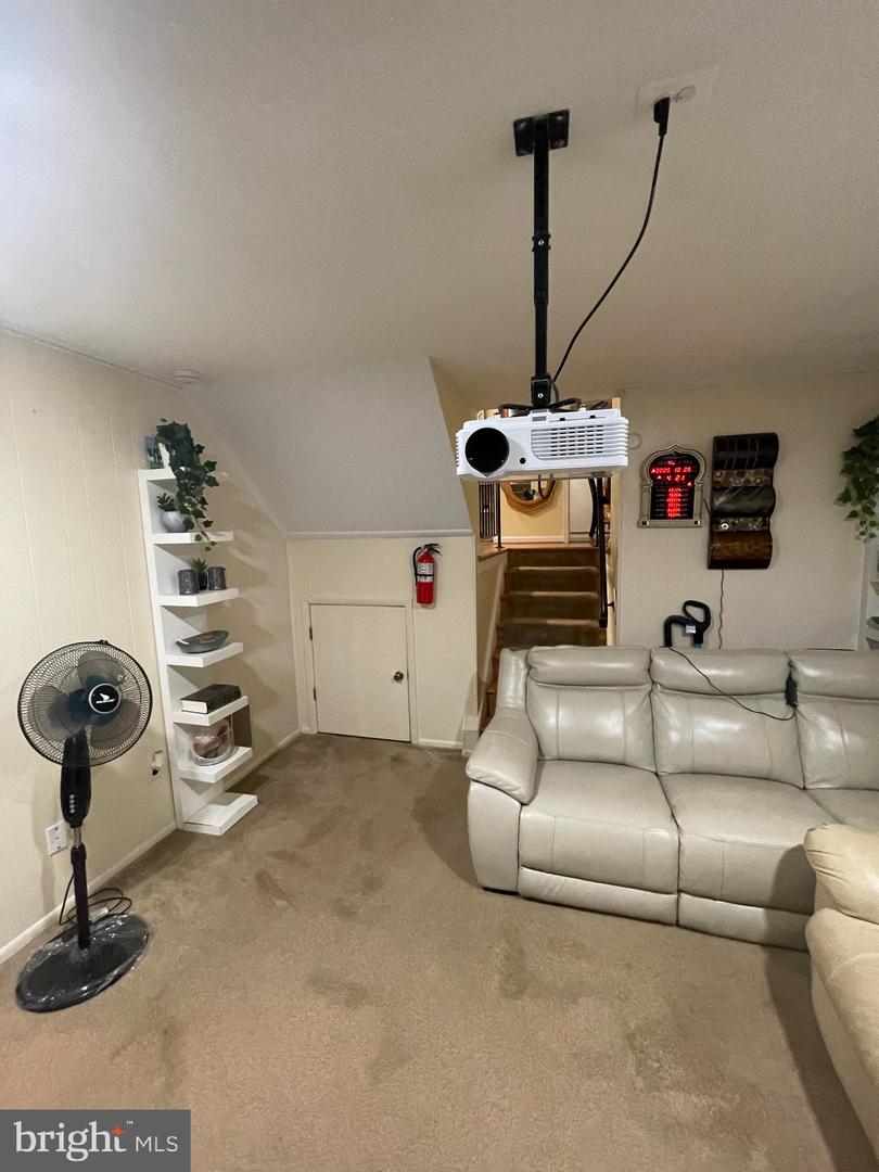 12502 COLBY DR, WOODBRIDGE, Virginia 22192, 4 Bedrooms Bedrooms, ,2 BathroomsBathrooms,Residential,For sale,12502 COLBY DR,VAPW2103410 MLS # VAPW2103410 12502 COLBY DR, WOODBRIDGE, Virginia 22192, 4 Bedrooms Bedrooms, ,2 BathroomsBathrooms,Residential,For sale,12502 COLBY DR,VAPW2103410 MLS # VAPW2103410