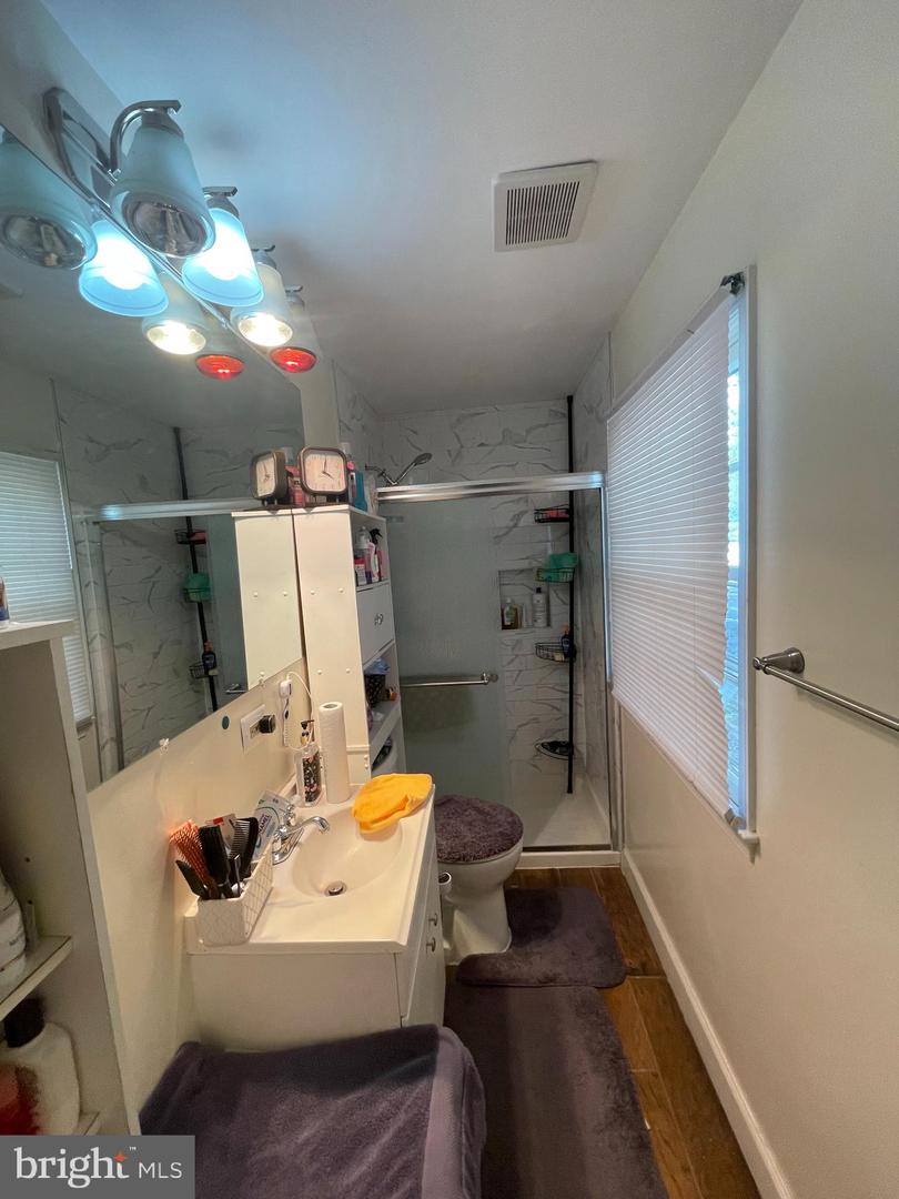 12502 COLBY DR, WOODBRIDGE, Virginia 22192, 4 Bedrooms Bedrooms, ,2 BathroomsBathrooms,Residential,For sale,12502 COLBY DR,VAPW2103410 MLS # VAPW2103410 12502 COLBY DR, WOODBRIDGE, Virginia 22192, 4 Bedrooms Bedrooms, ,2 BathroomsBathrooms,Residential,For sale,12502 COLBY DR,VAPW2103410 MLS # VAPW2103410